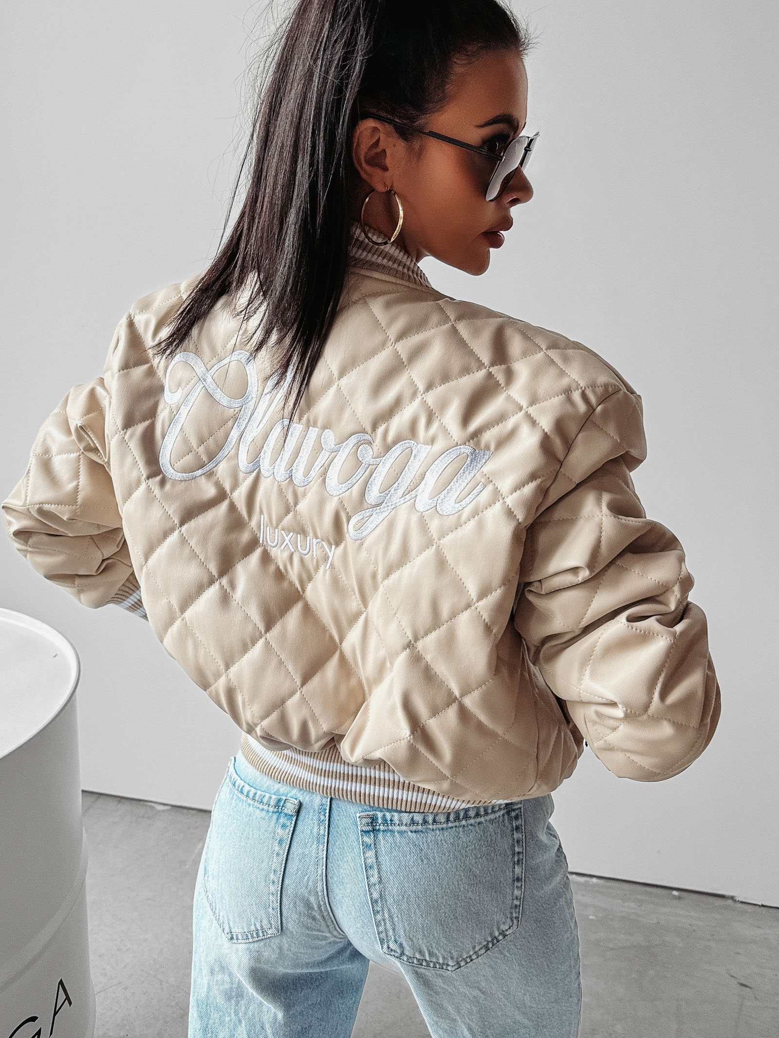 Kurtka bomberka damska Komi Ola voga beżowa