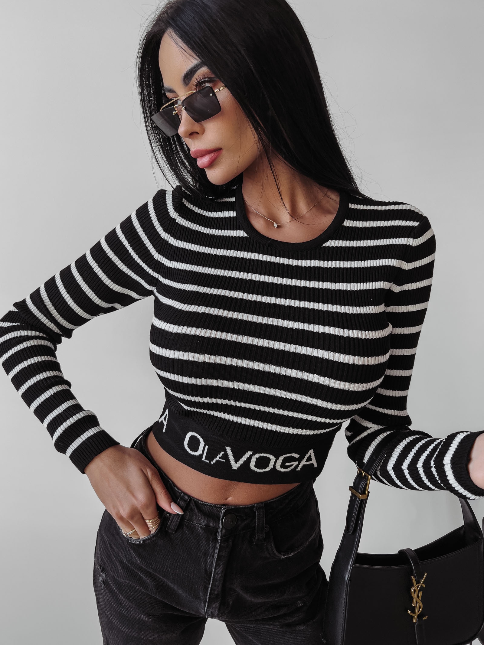 Bluzka basicowa prążkowana Dana Ola Voga czarno-ecru