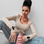 Bluzka dopasowana basic Fate Ola Voga beżowa