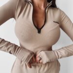 Bluzka z suwakiem Spine Ola Voga beżowa