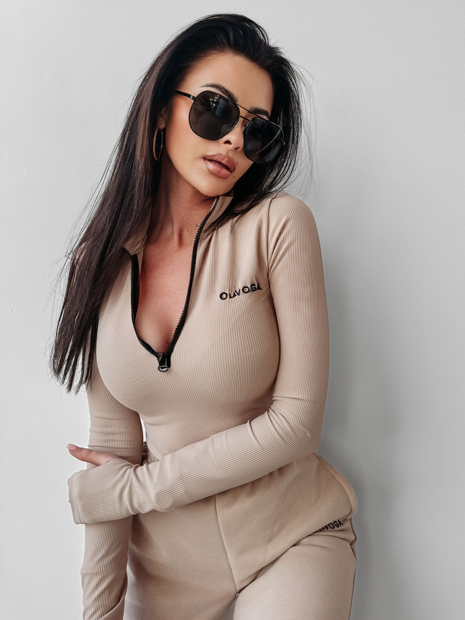 Bluzka z suwakiem Spine Ola Voga beżowa