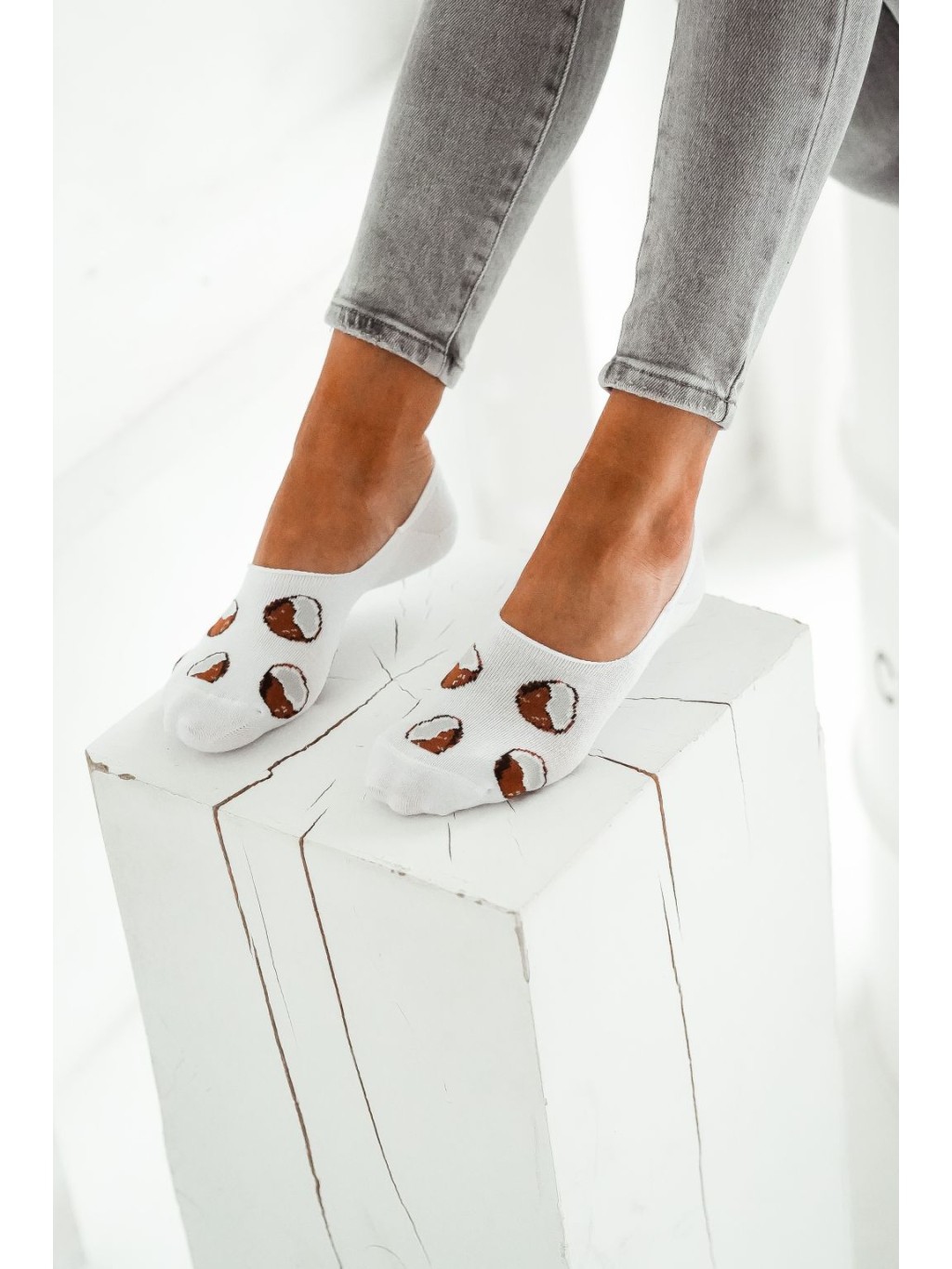 Microstopki damskie KOKOS białe