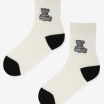 Skarpetki damskie z misiem w pepitkę ecru