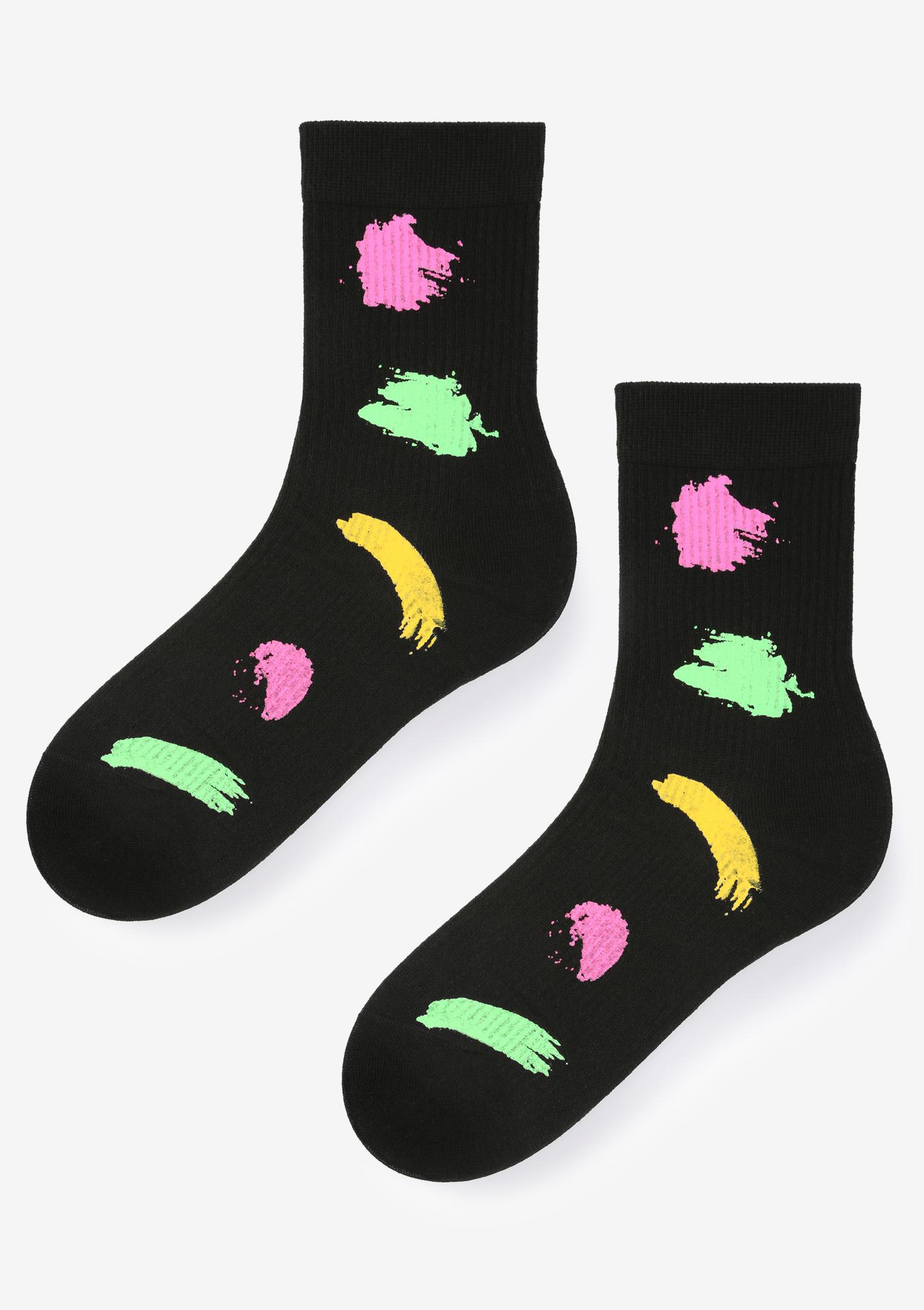 Skarpetki bawełniane z kolorową farbką czarne Skarpetki bawełniane z kolorową farbką czarne