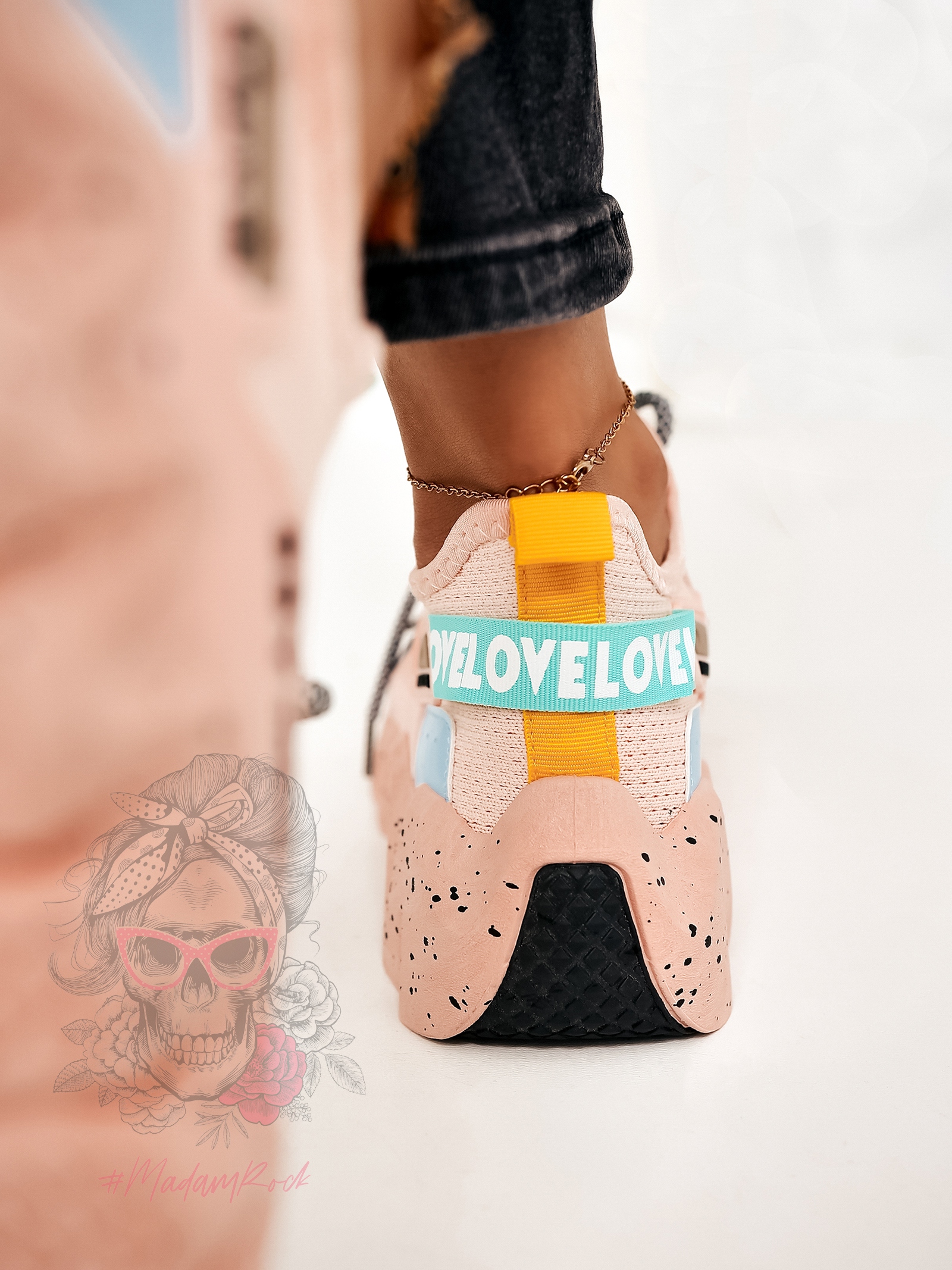 Buty sportowe Madam Balm pudrowe