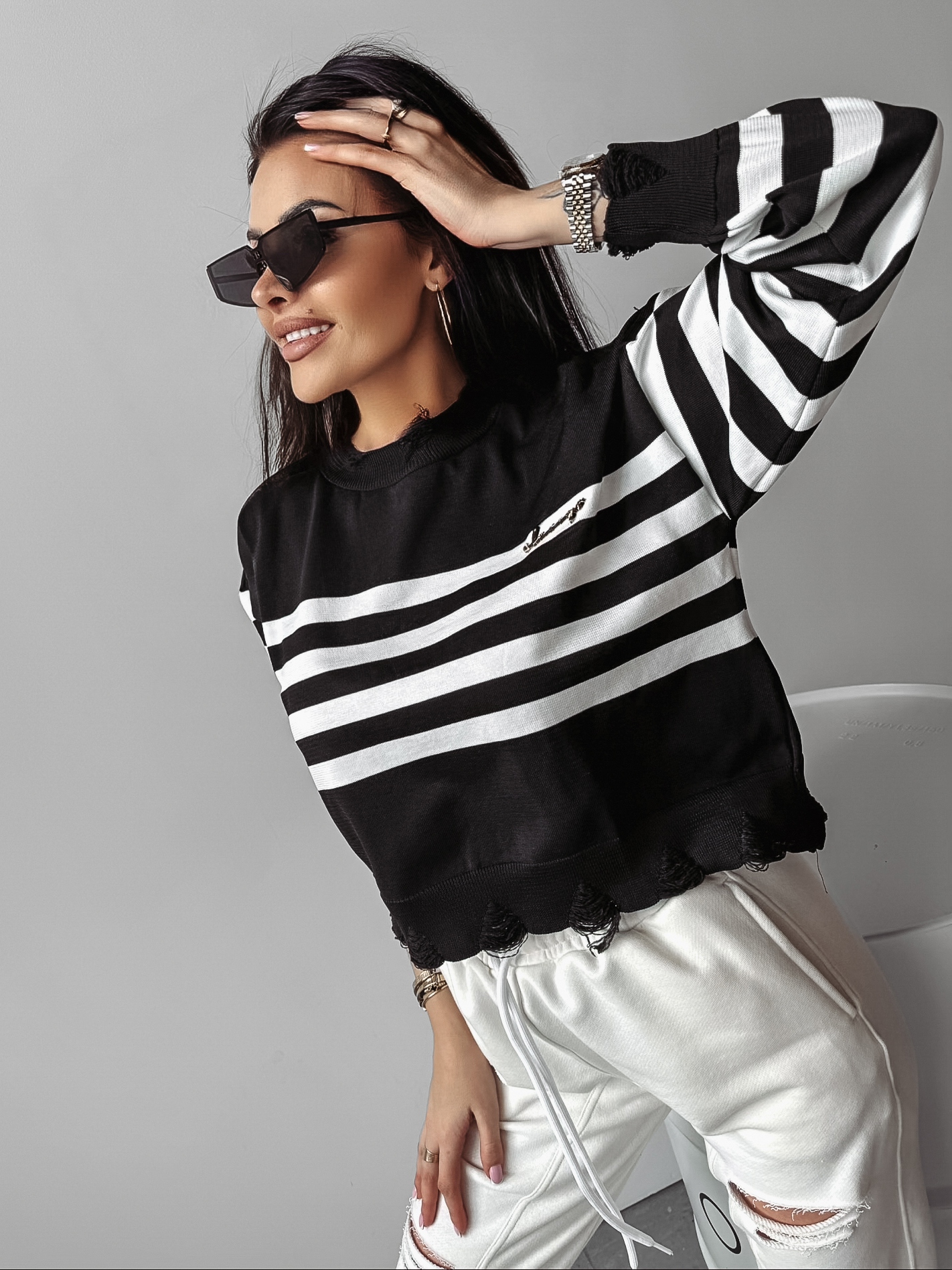 Sweter oversize Rega Ola Voga czarny