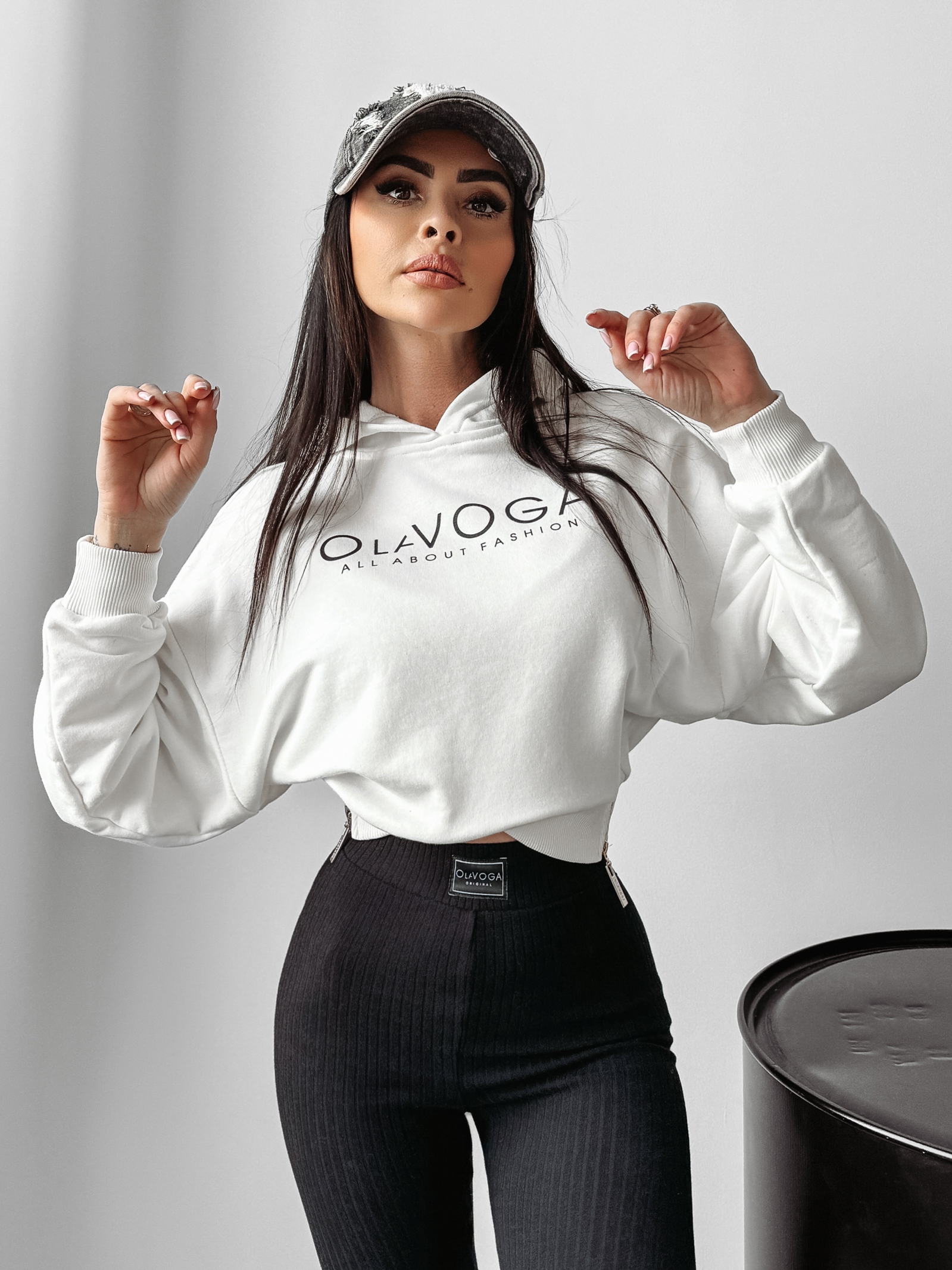 Bluza z kapturem Alivia Ola Voga ecru