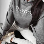 Bluza z kapturem Alivia Ola Voga grafitowa