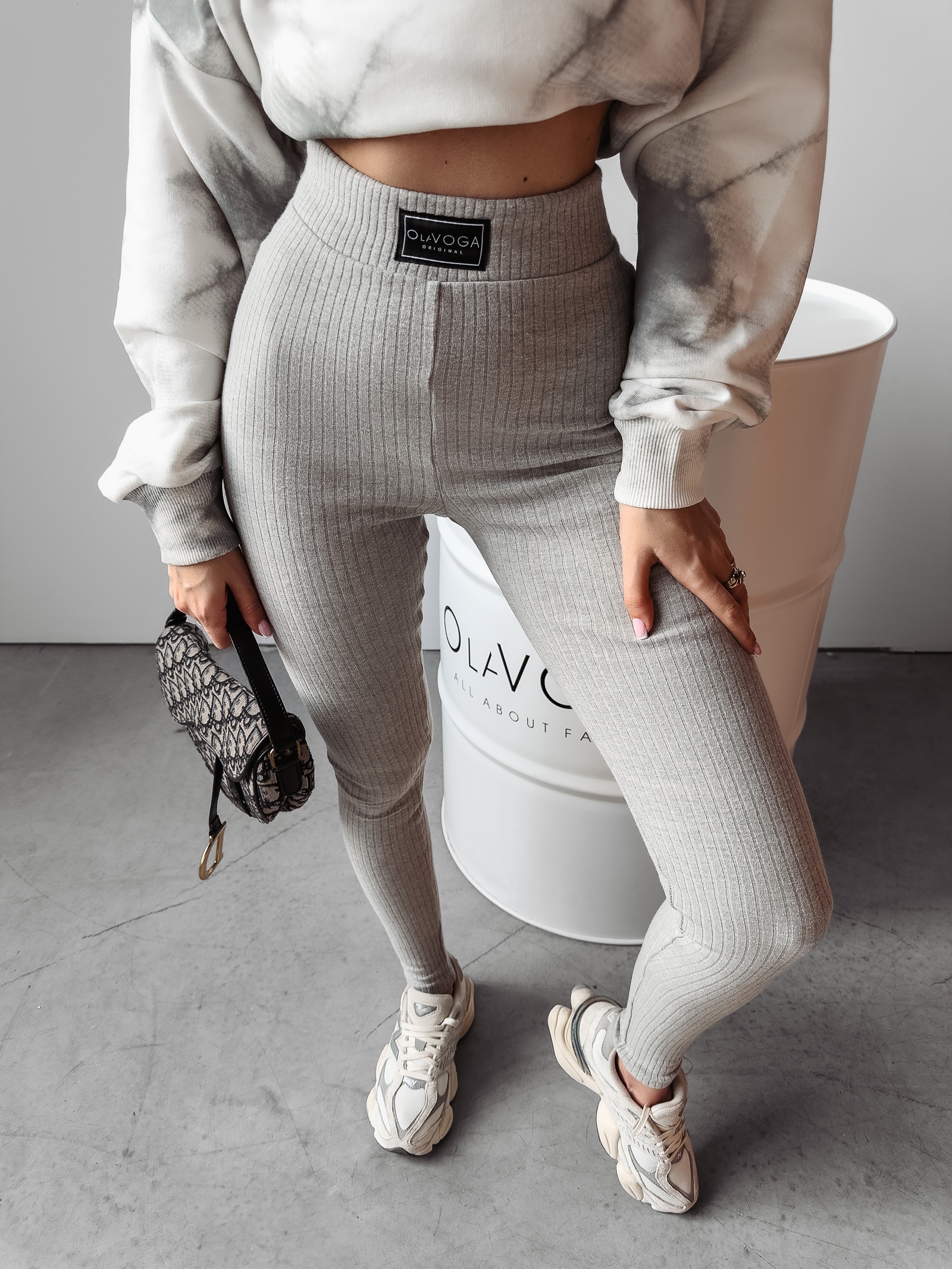 Legginsy modelujące Harmonic Ola Voga jasnoszare