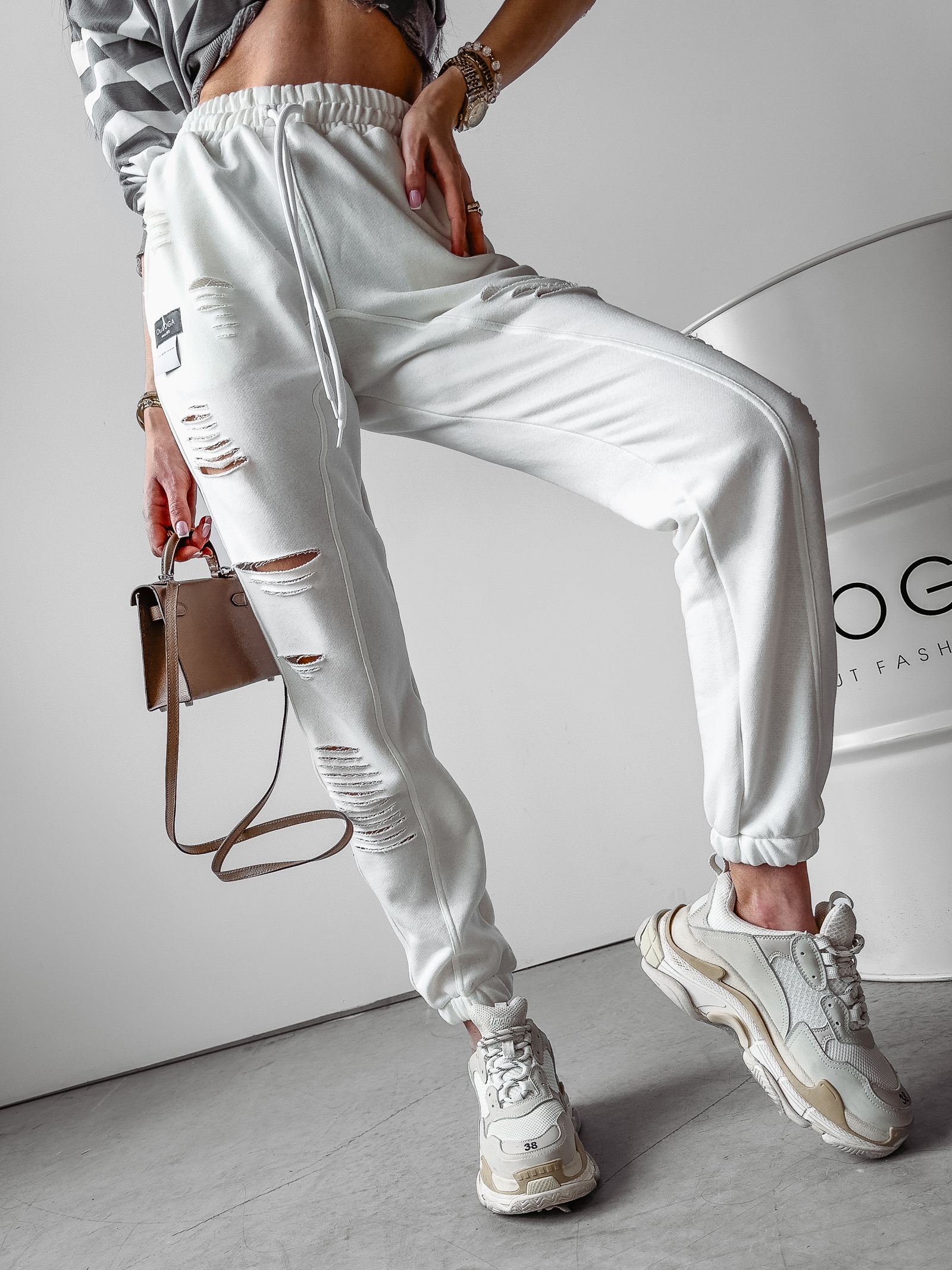 Spodnie sportowe buggy Nasty Ola Voga ecru