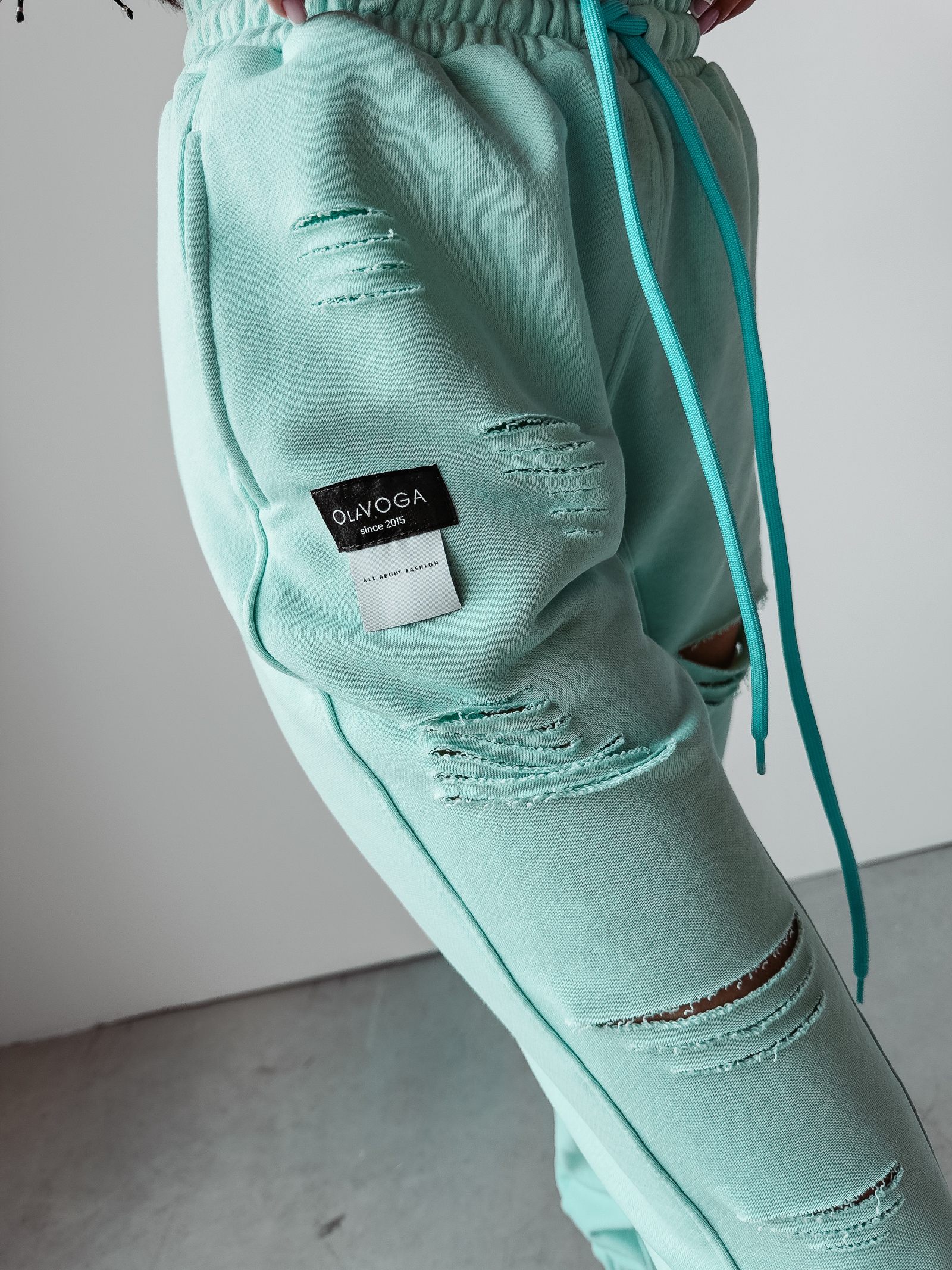 Spodnie sportowe buggy Nasty Ola Voga miętowe