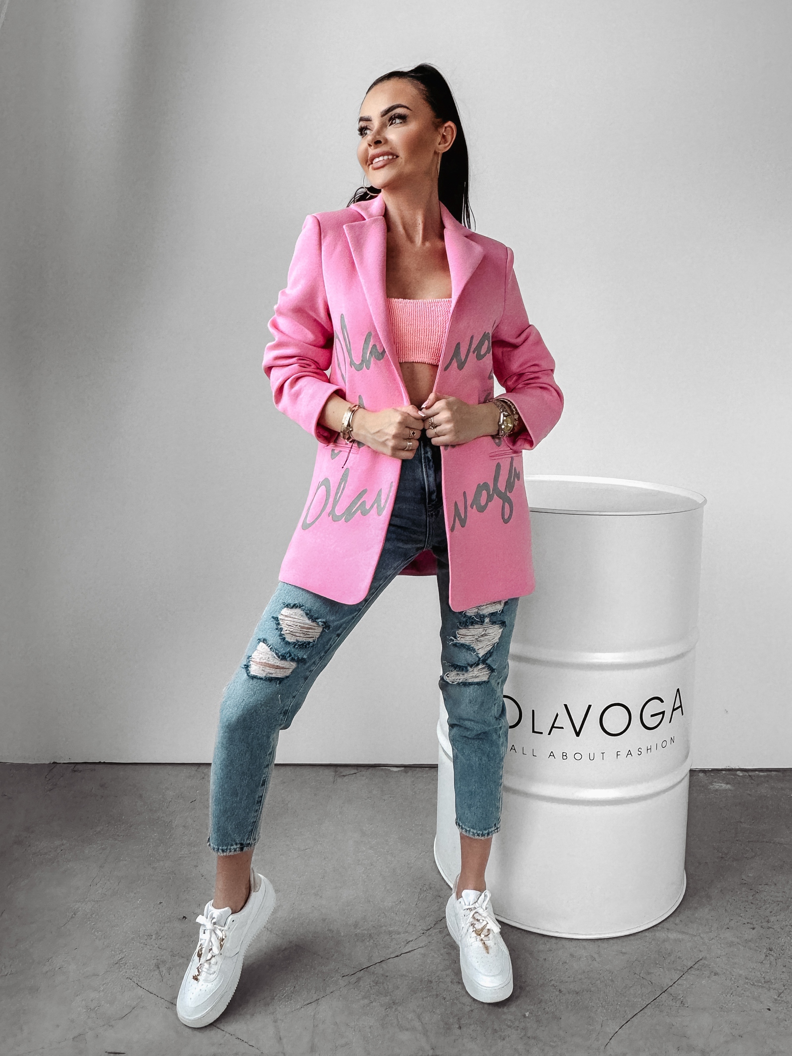 Marynarka logowana oversize Orega Ola Voga różowa Marynarka logowana oversize Orega Ola Voga różowa