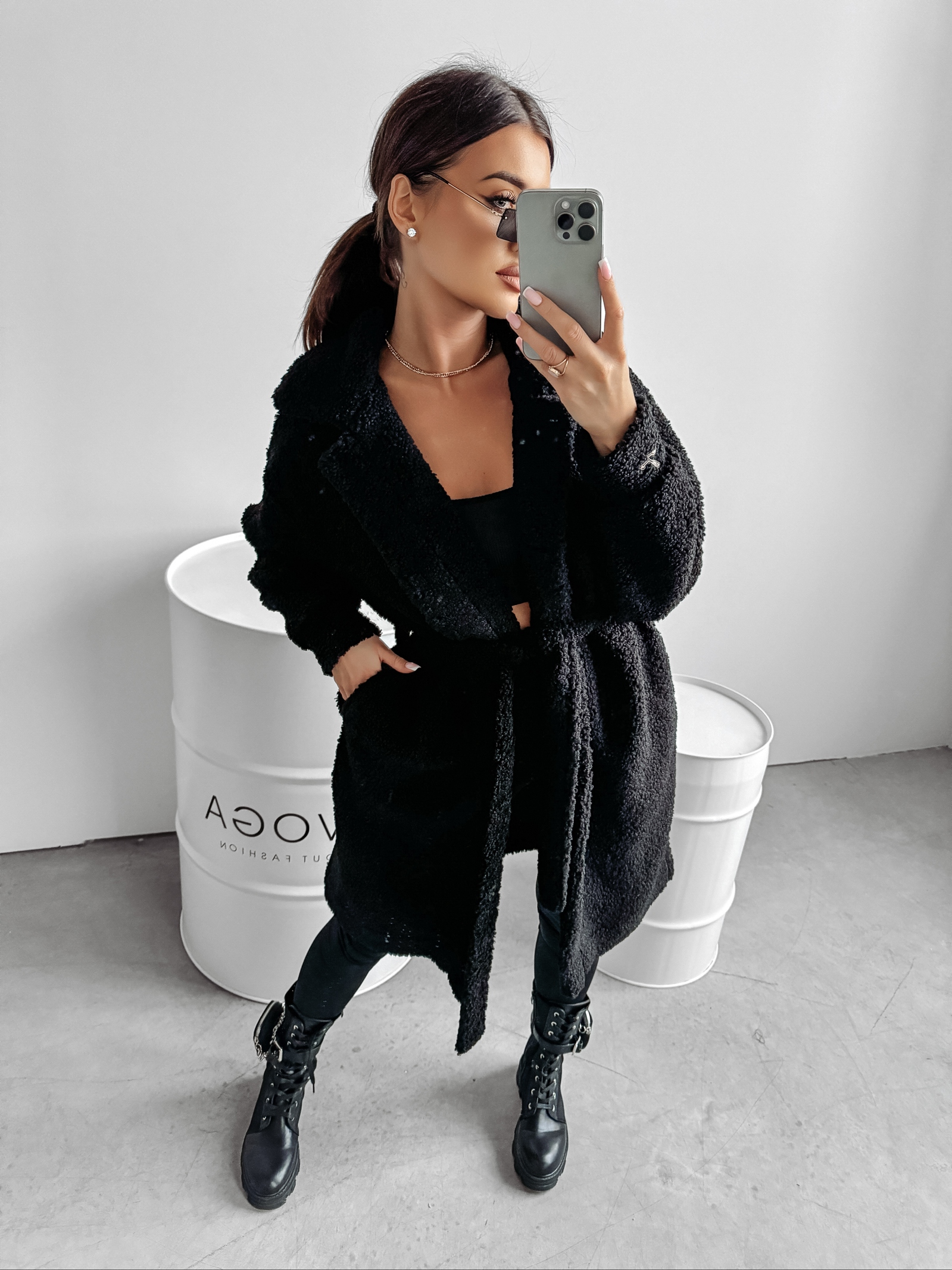 Płaszcz pluszowy Coel Ola Voga czarny Płaszcz pluszowy Coel Ola Voga czarny