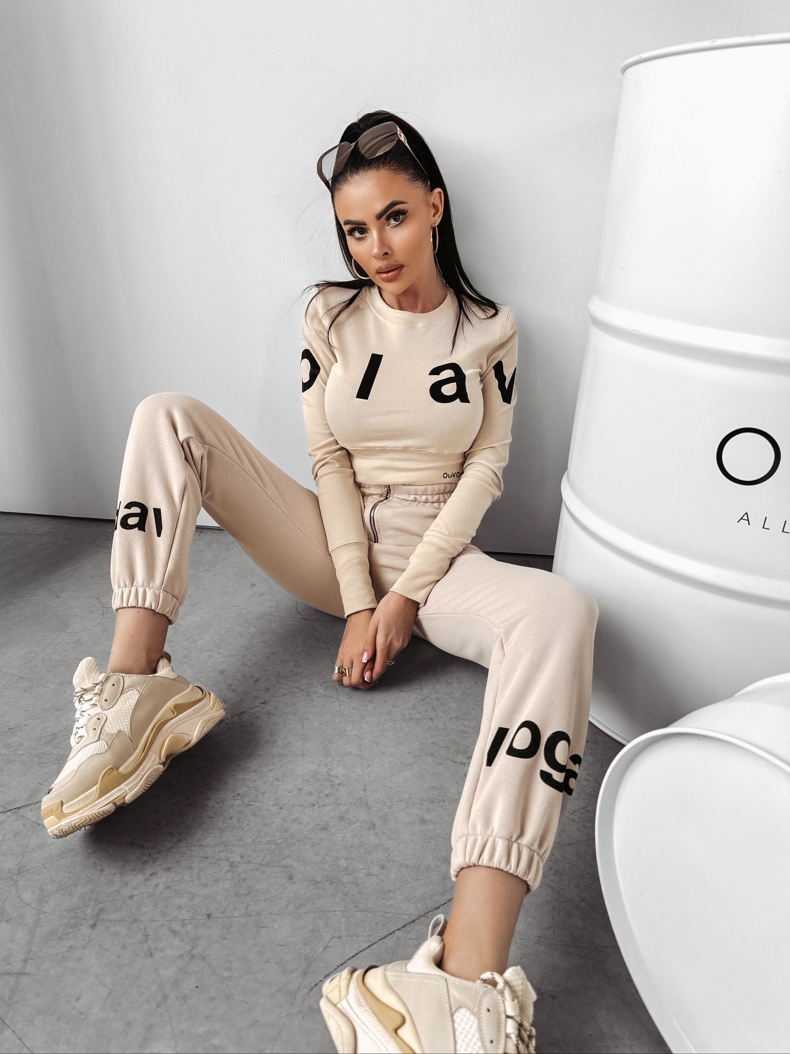 Bluzka dopasowana Vince Ola Voga beżowa