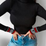 Golf prążkowany NEVE OLAVOGA czarny