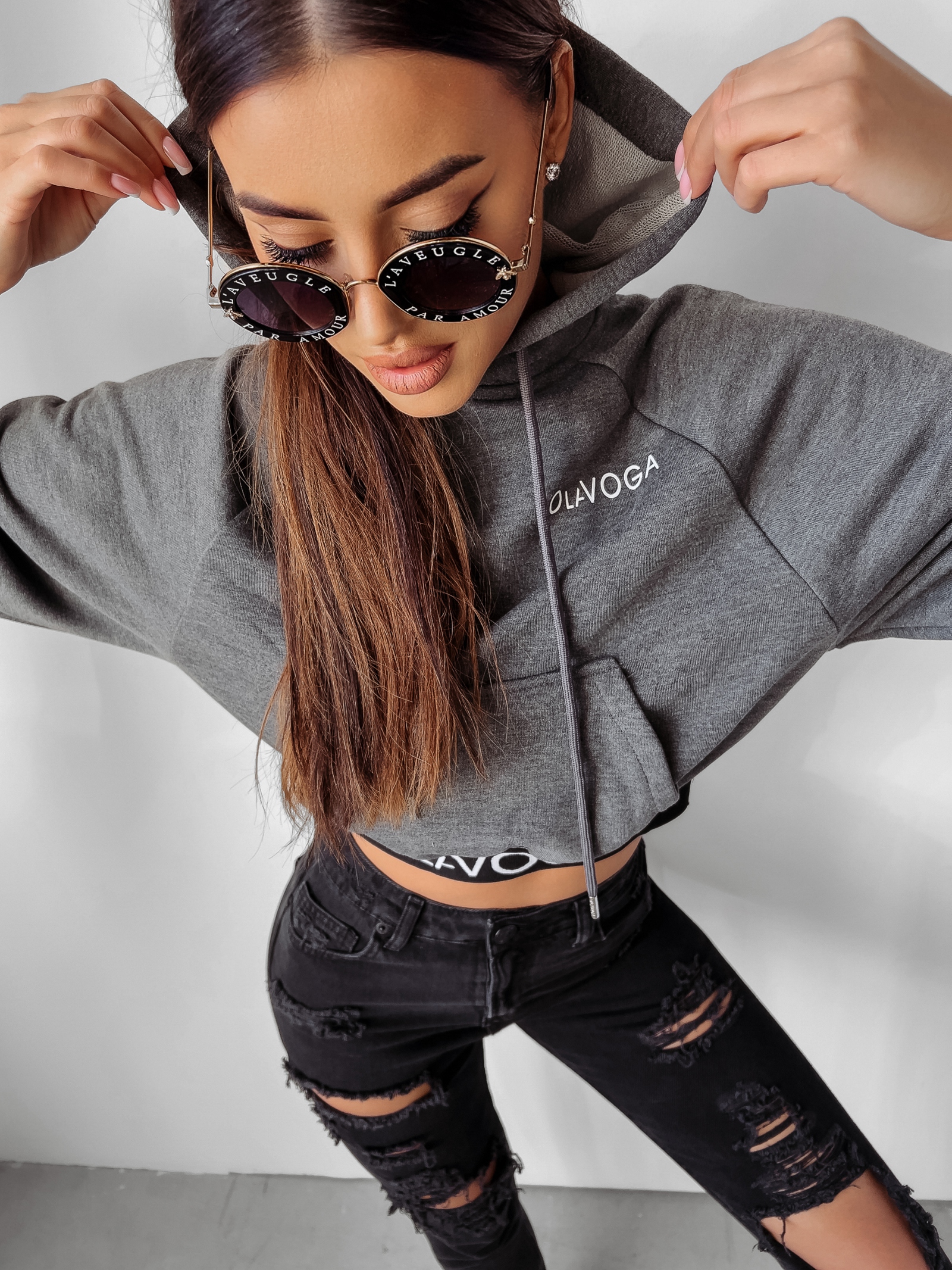 Bluza z kapturem Mannie Ola Voga grafitowa Bluza z kapturem Mannie Ola Voga grafitowa