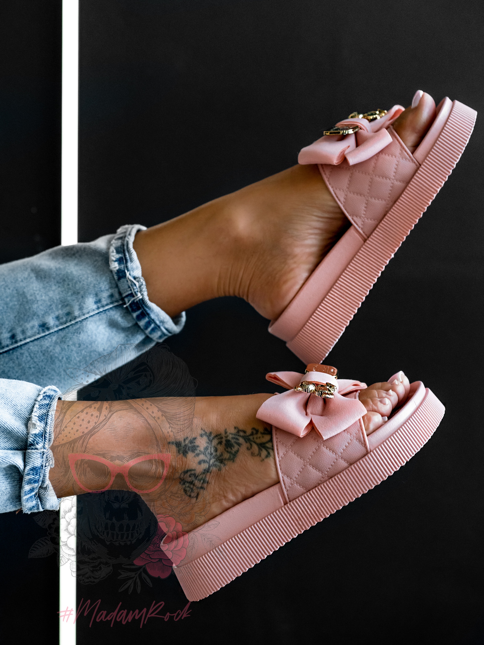 Klapki z misiem Rock Tods II pudrowy roż