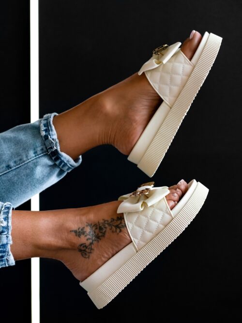 Klapki z misiem Rock Tods II kremowo-beżowe