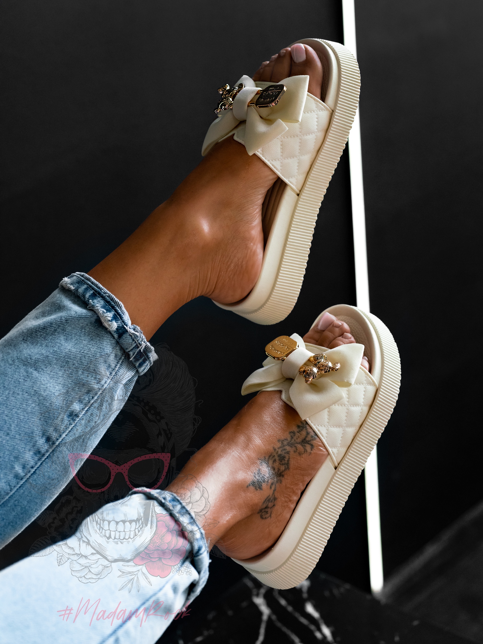 Klapki z misiem Rock Tods II kremowo-beżowe