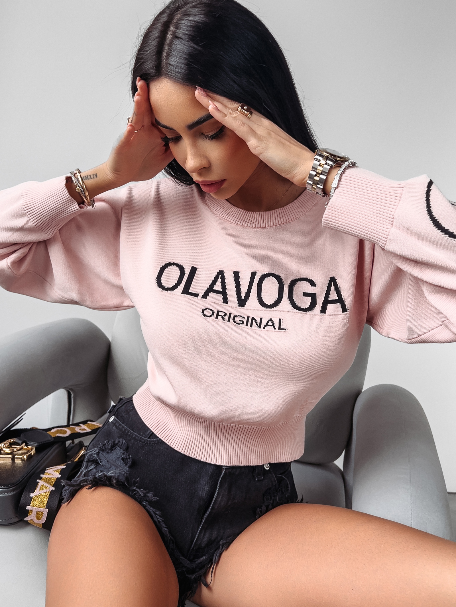 Sweter krótki Kasumi Ola Voga pudrowy