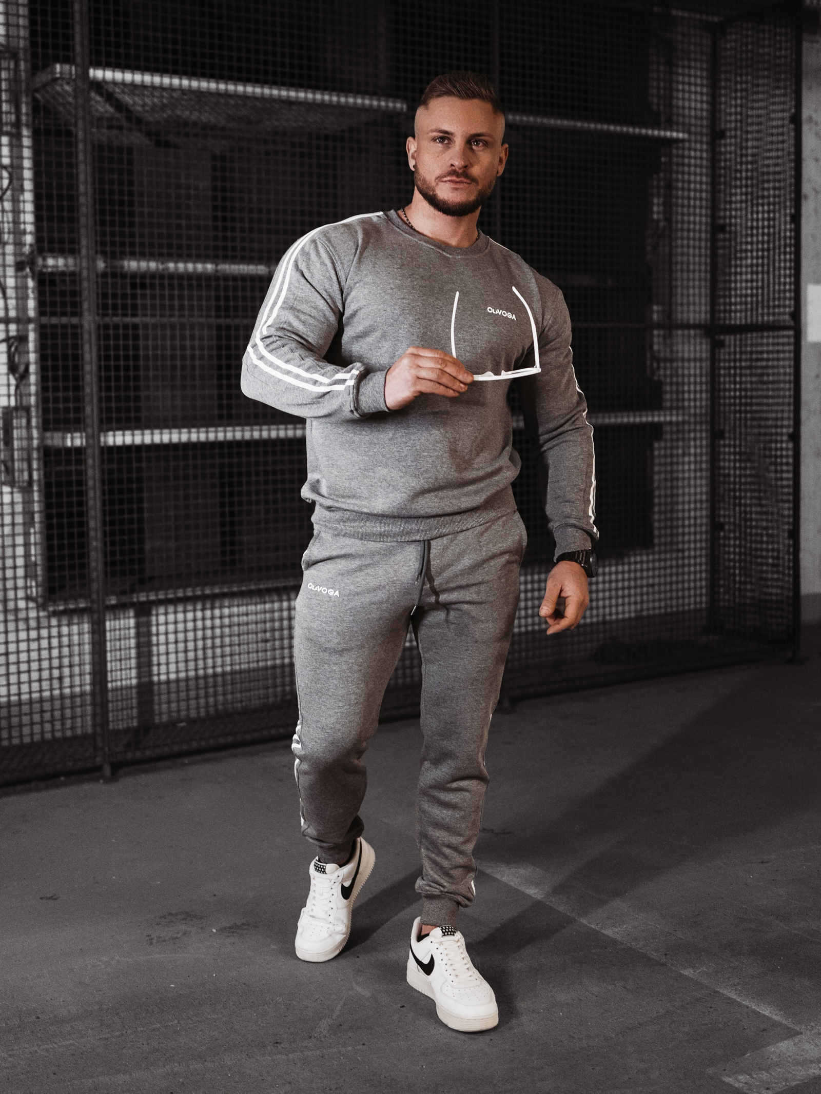 Komplet męski dresowy STRIPES MEN OLAVOGA szary melanż