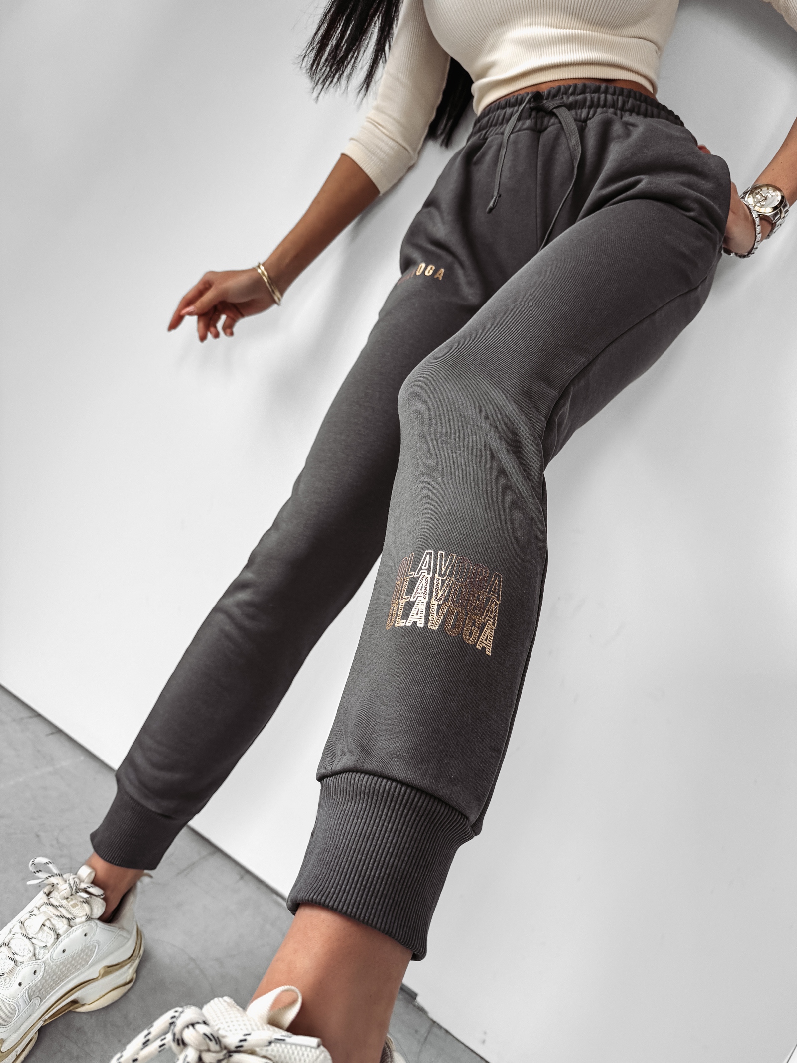 Spodnie jogger dresowe Herbie Ola Voga grafitowe