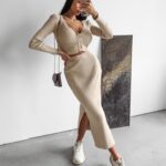 Komplet prążkowany casual RENA OLAVOGA beżowy