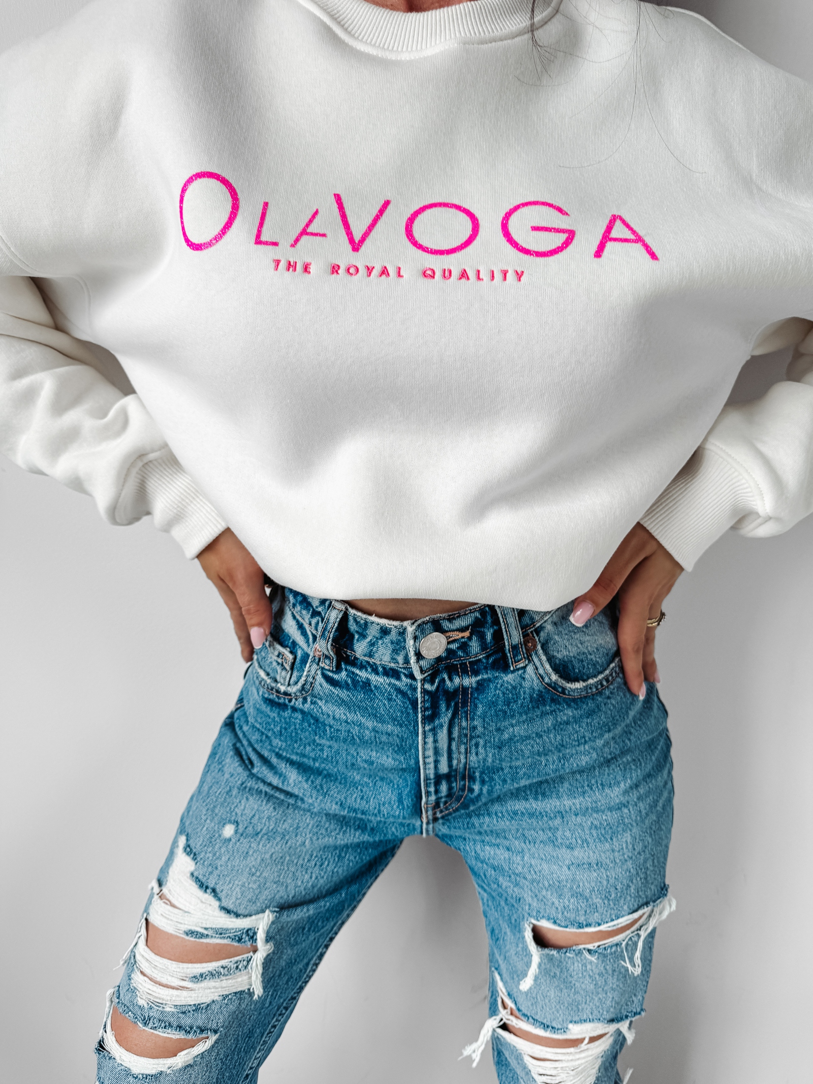 Bluza klasyczna z logo Creme Ola Voga ecru