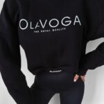 Bluza klasyczna z logo Creme Ola Voga czarna