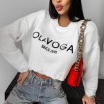 Sweter z poszarpaniem Karo Ola Voga ecru