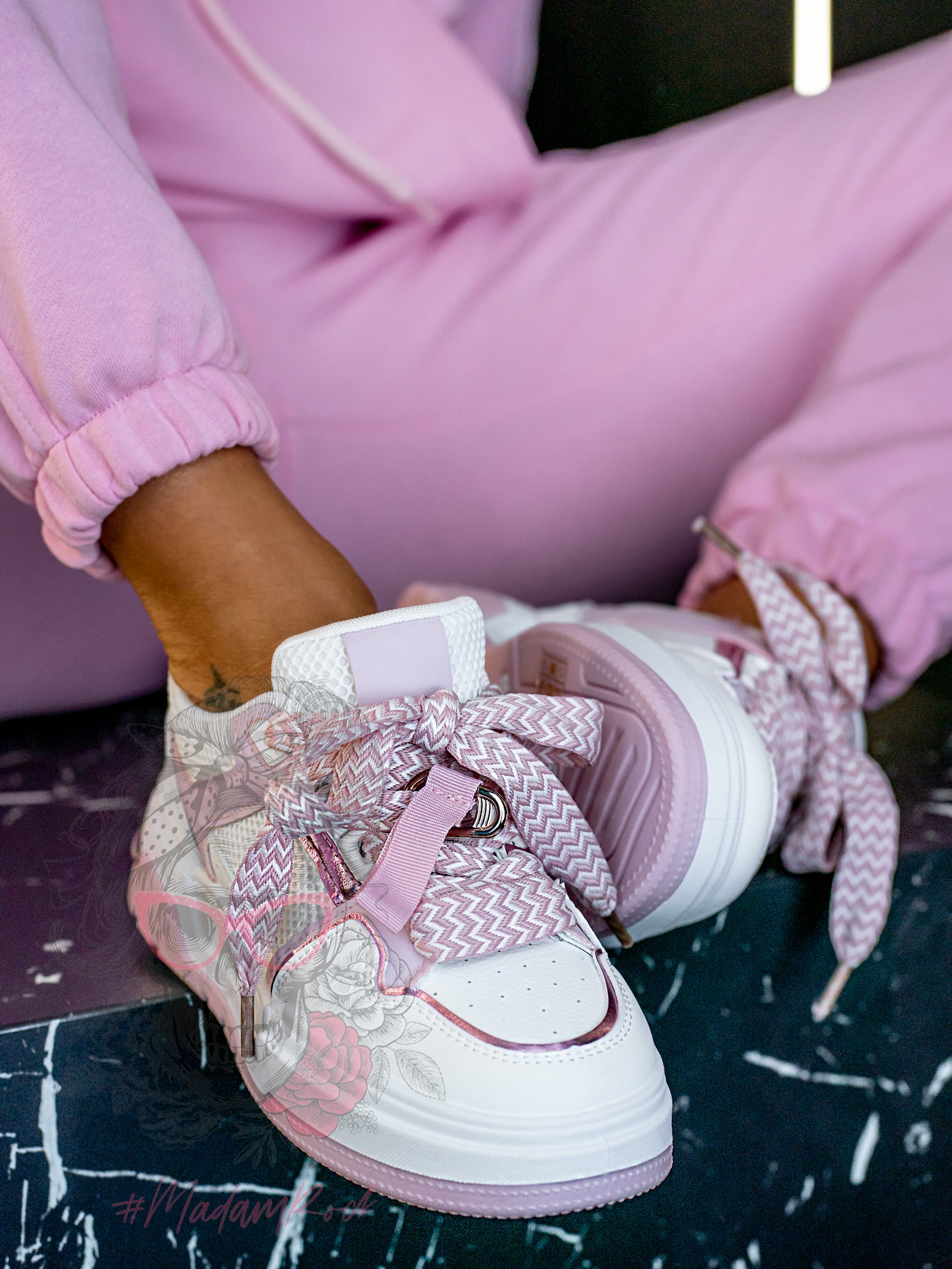 Buty sportowe Madam Cendis pudrowe