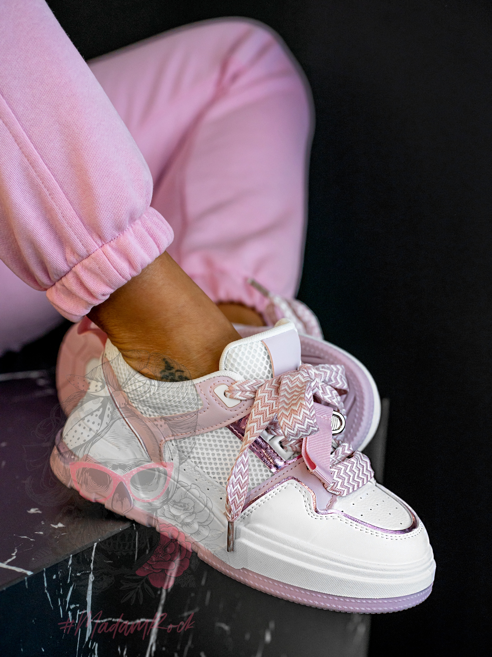 Buty sportowe Madam Cendis pudrowe