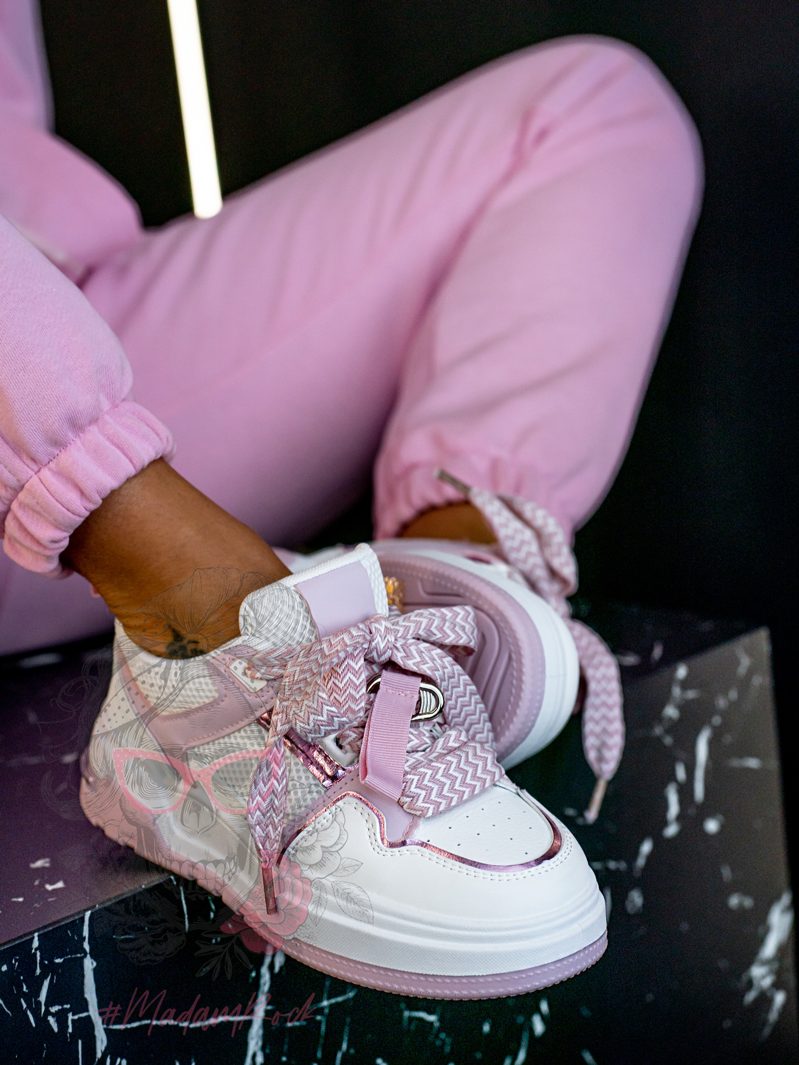 Buty sportowe Madam Cendis pudrowe