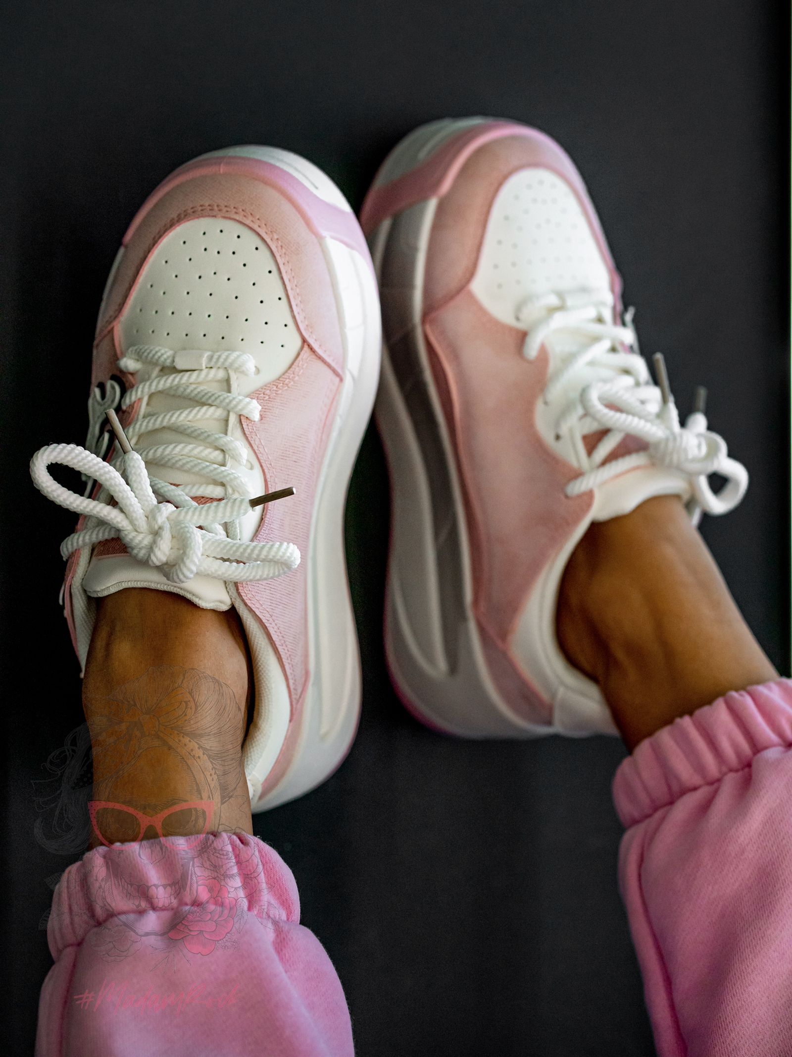 Buty sportowe na platformie Madam Zegos pudrowe Buty sportowe na platformie Madam Zegos pudrowe