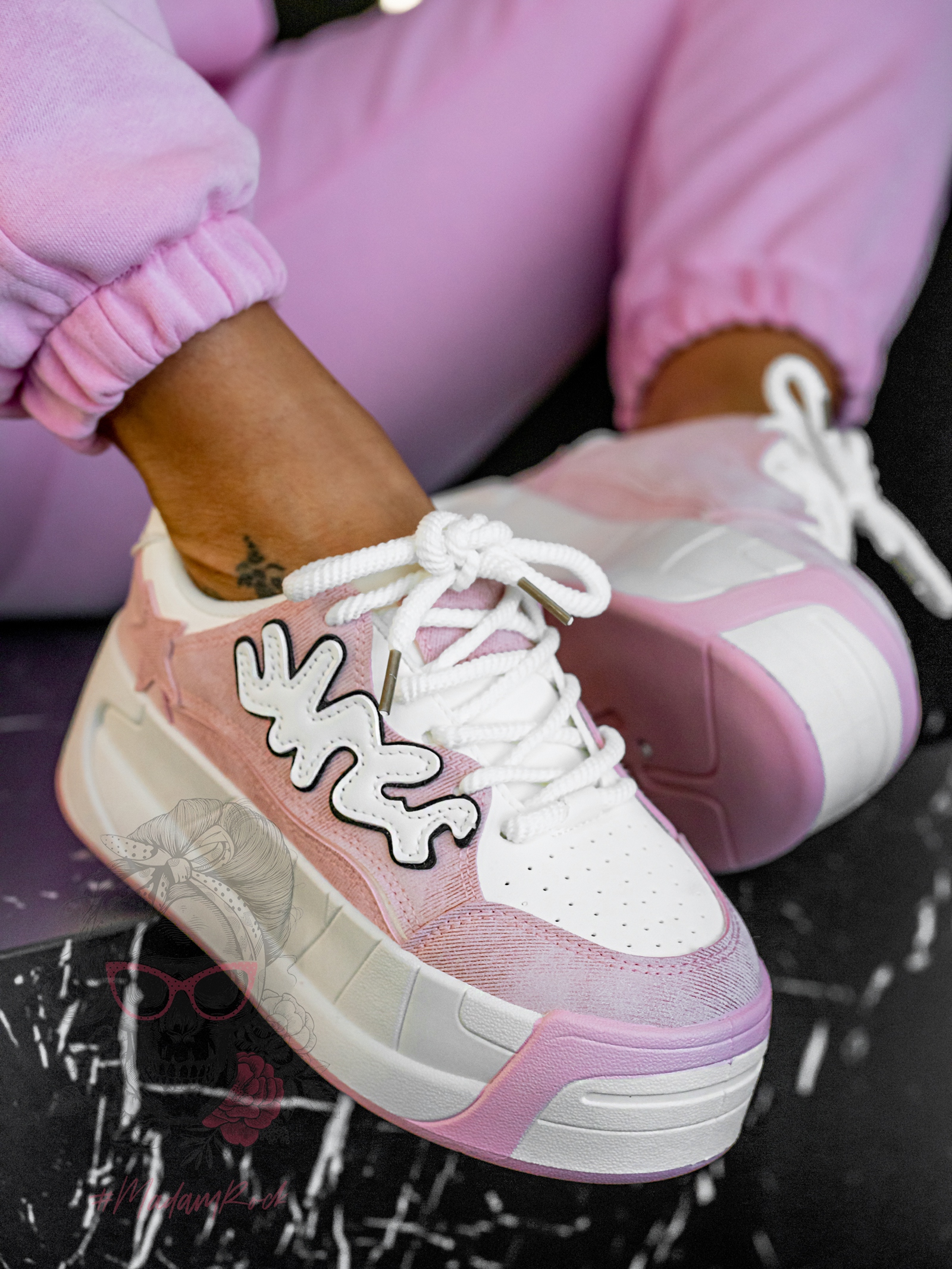 Buty sportowe na platformie Madam Zegos pudrowe Buty sportowe na platformie Madam Zegos pudrowe