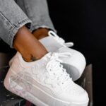 Buty sportowe na platformie Madam Zegos białe