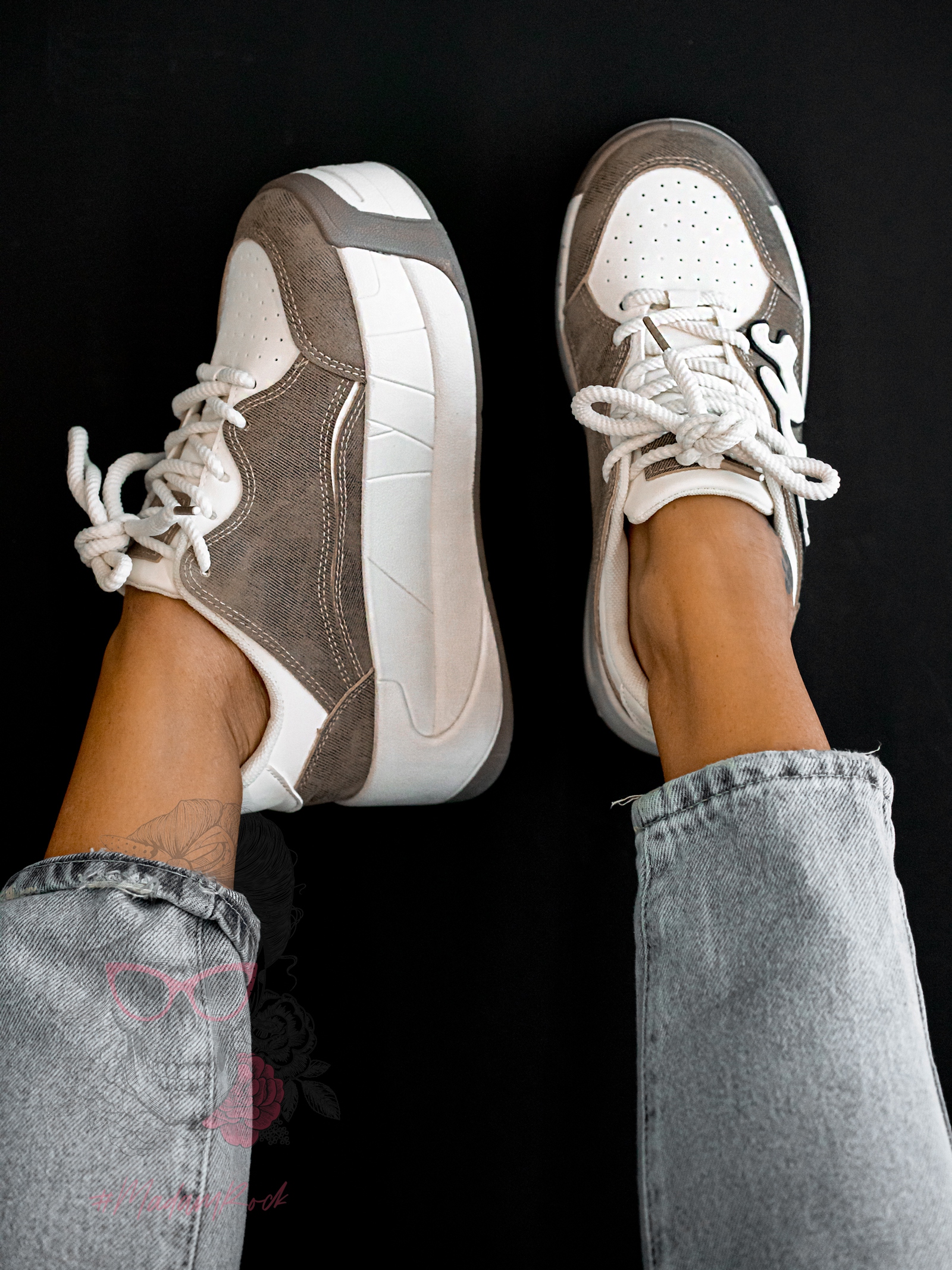 Buty sportowe na platformie Madam Zegos c.beżowe Buty sportowe na platformie Madam Zegos c.beżowe