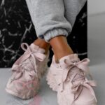 Buty sportowe na platformie Rock Totto pudrowe