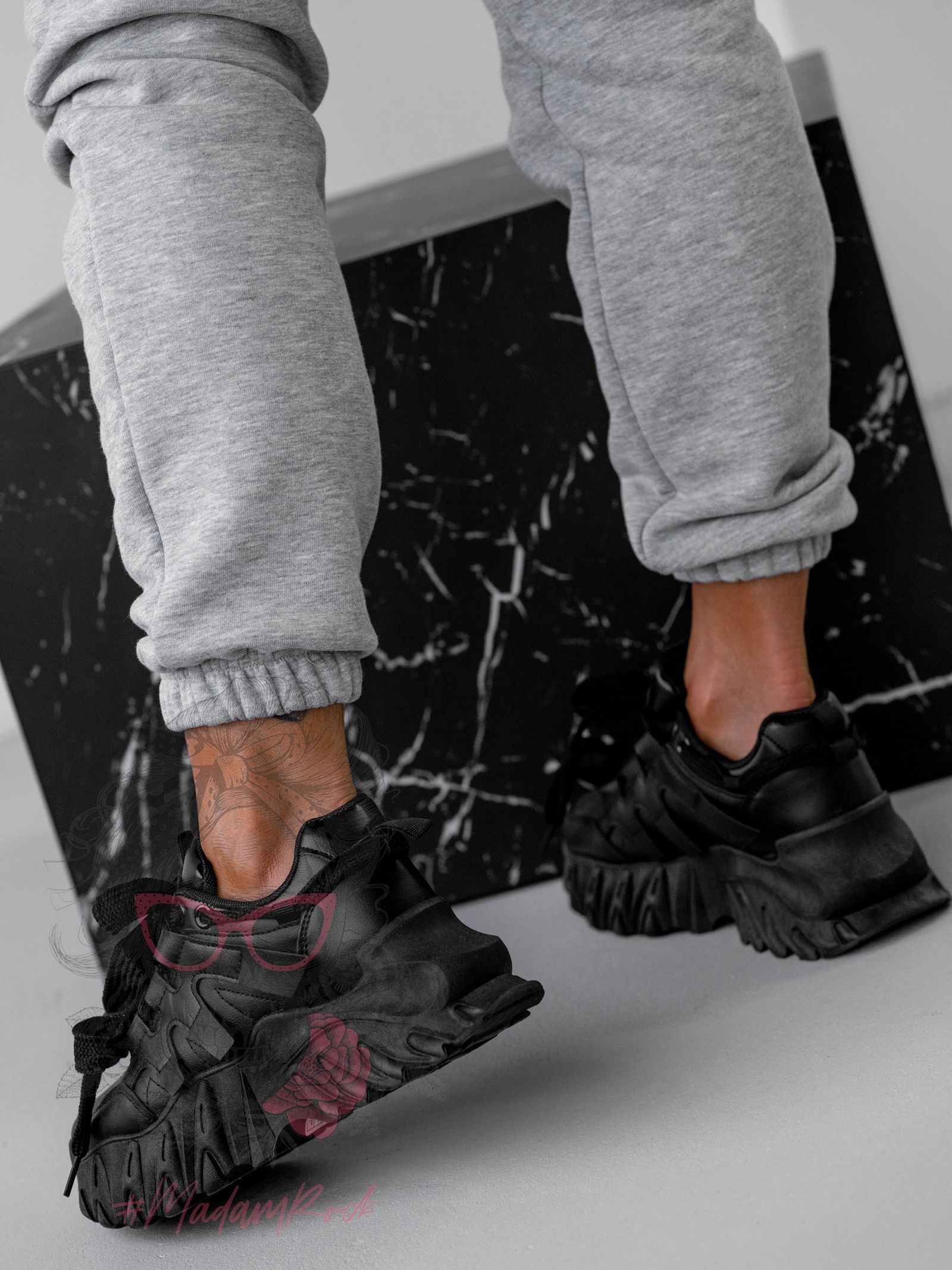 Buty sportowe na platformie Rock Totto czarne