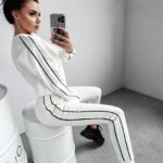 Komplet damski dresowy Matchy Ola Voga ecru