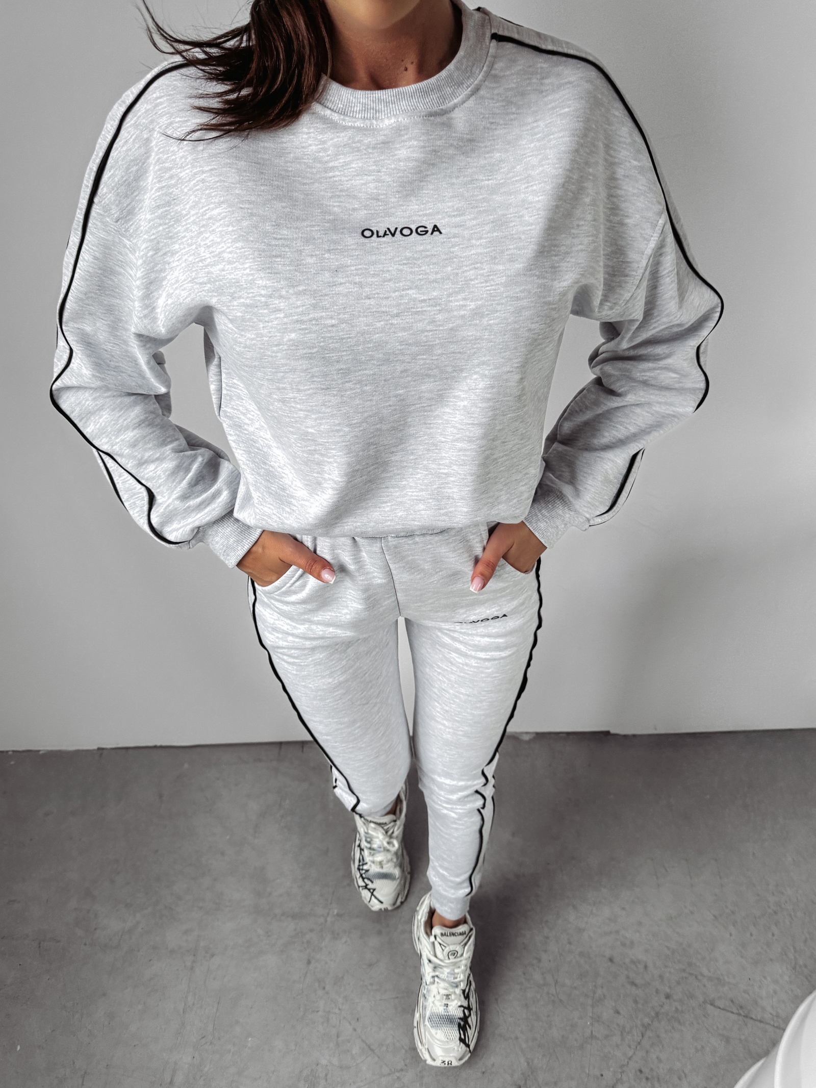 Komplet damski dresowy Matchy Ola Voga szary melanż Komplet damski dresowy Matchy Ola Voga szary melanż
