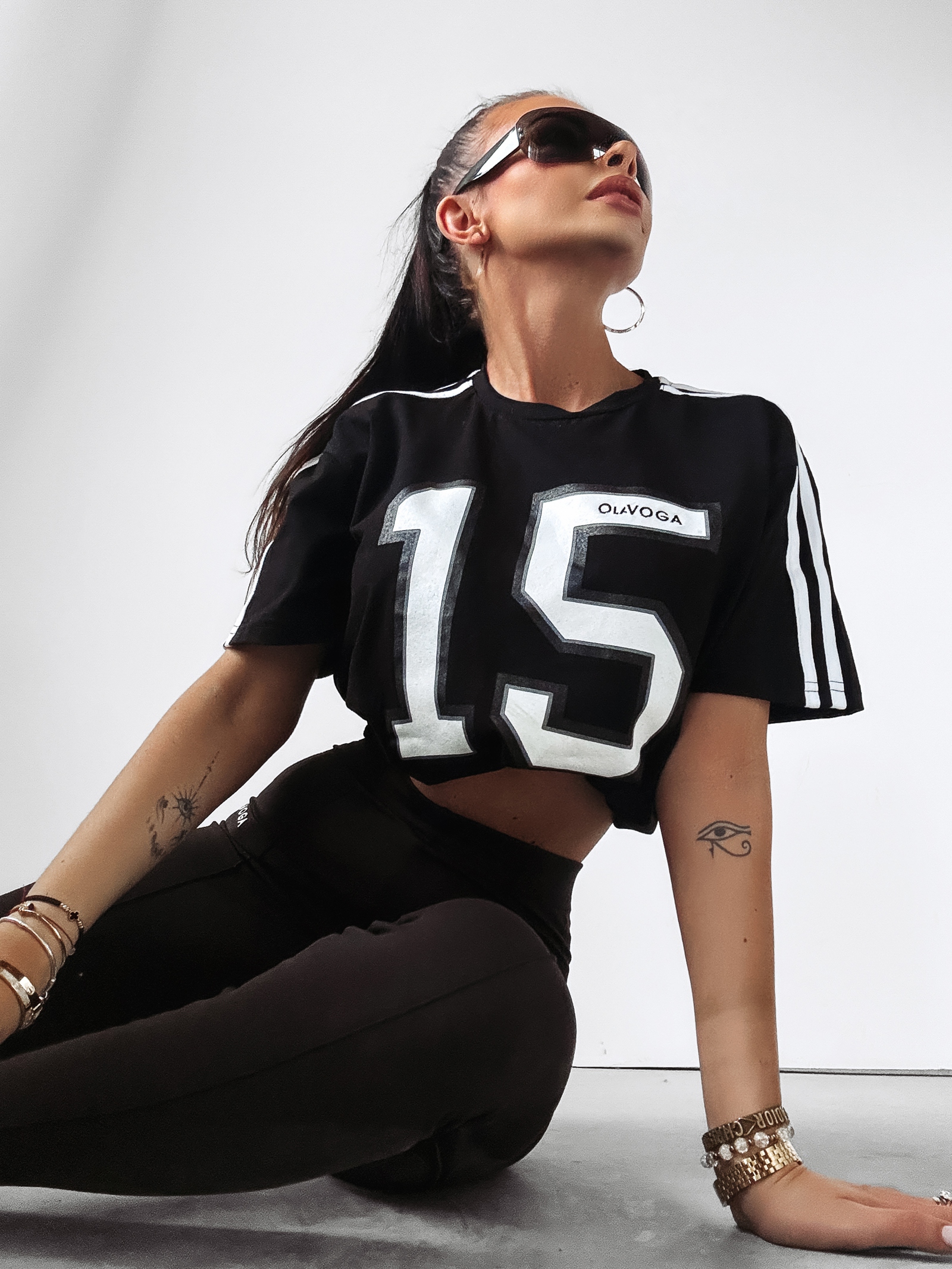 T-shirt oversize z nadrukiem 15 Ola Voga czarny