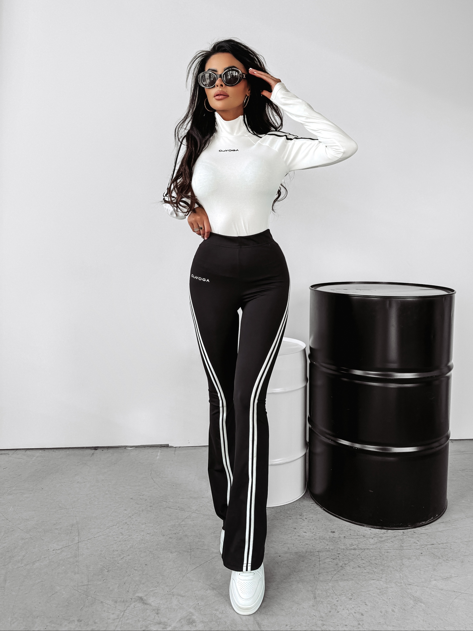 Bluzka z półgolfem BOUND OLAVOGA ecru