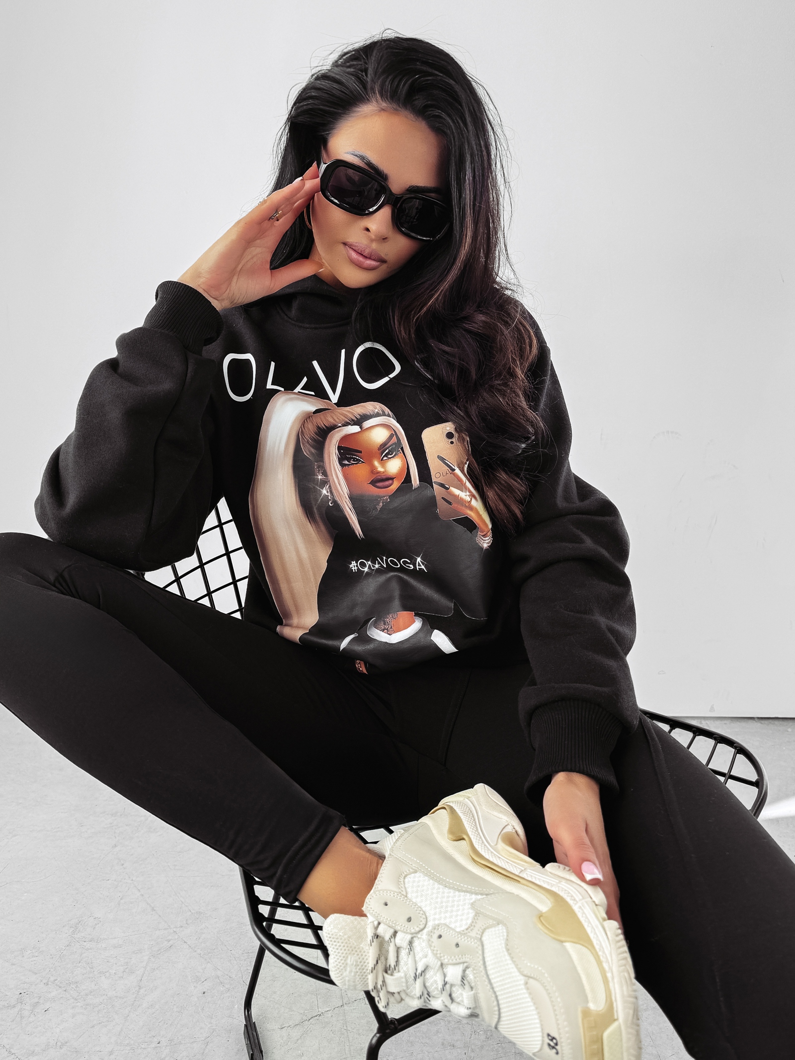 Bluza z kapturem Megan Ola Voga czarna Bluza z kapturem Megan Ola Voga czarna