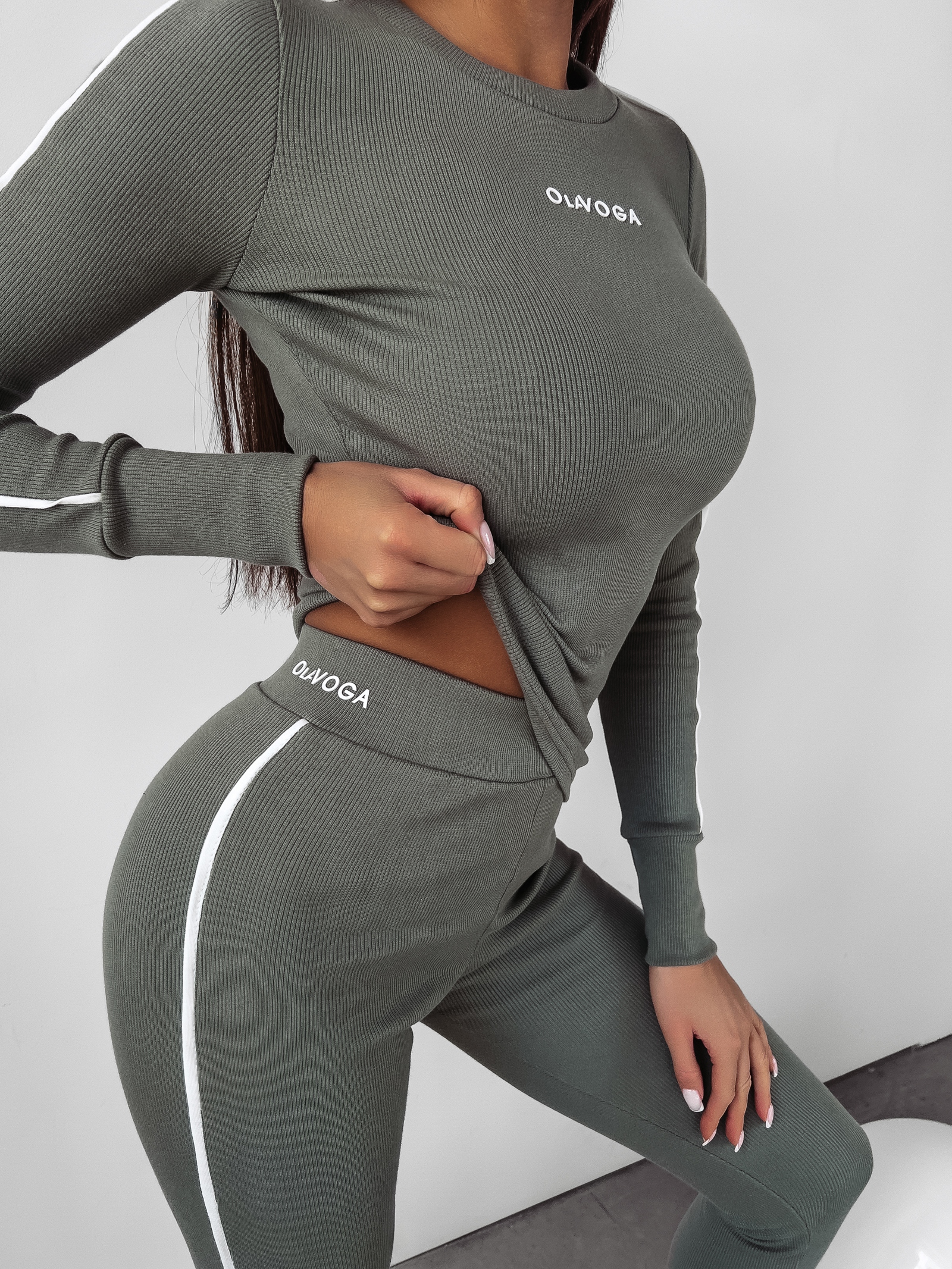 Komplet prążkowany Easy Ola Voga khaki Komplet prążkowany Easy Ola Voga khaki