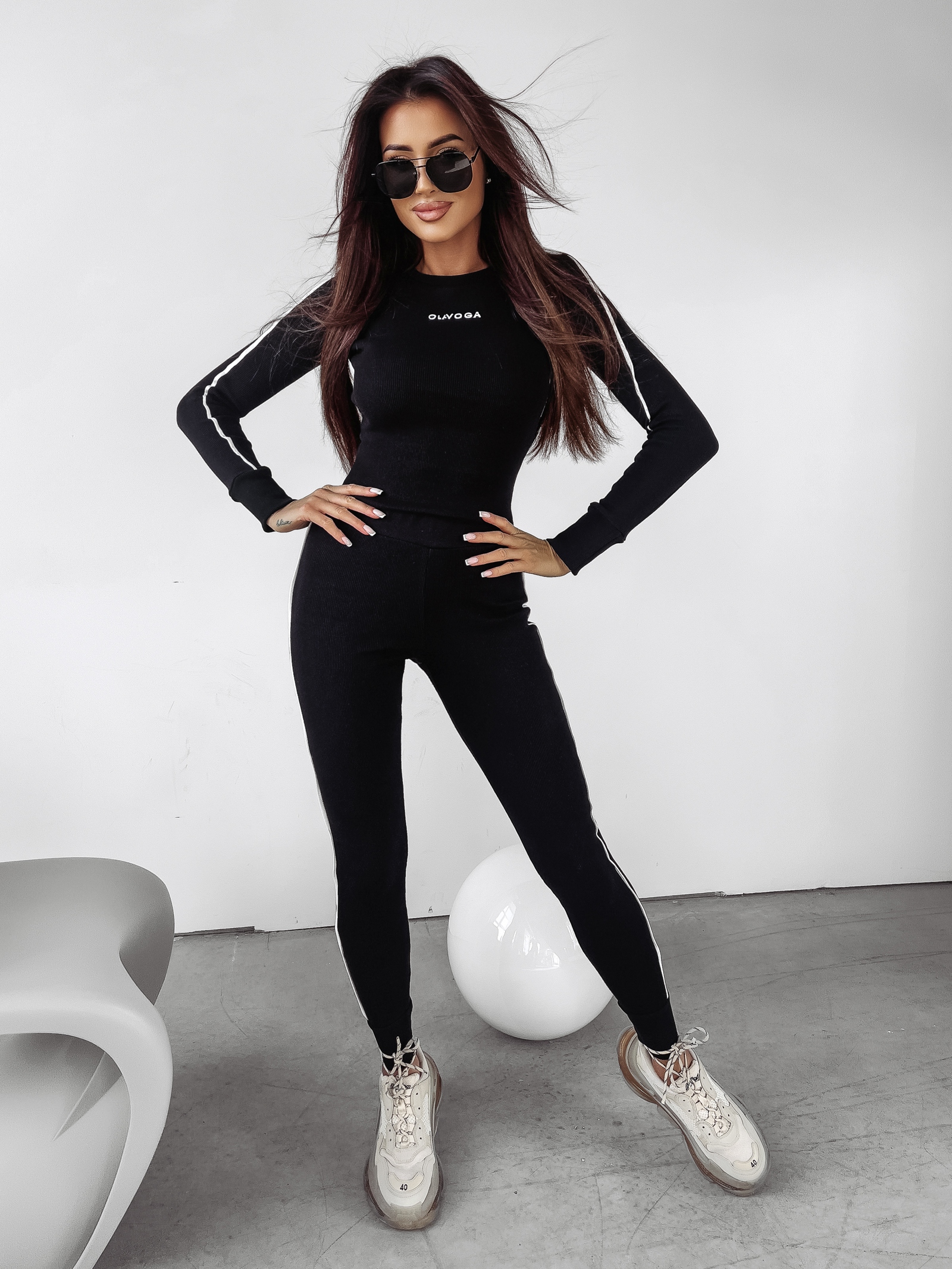 Komplet prążkowany Easy Ola Voga czarny