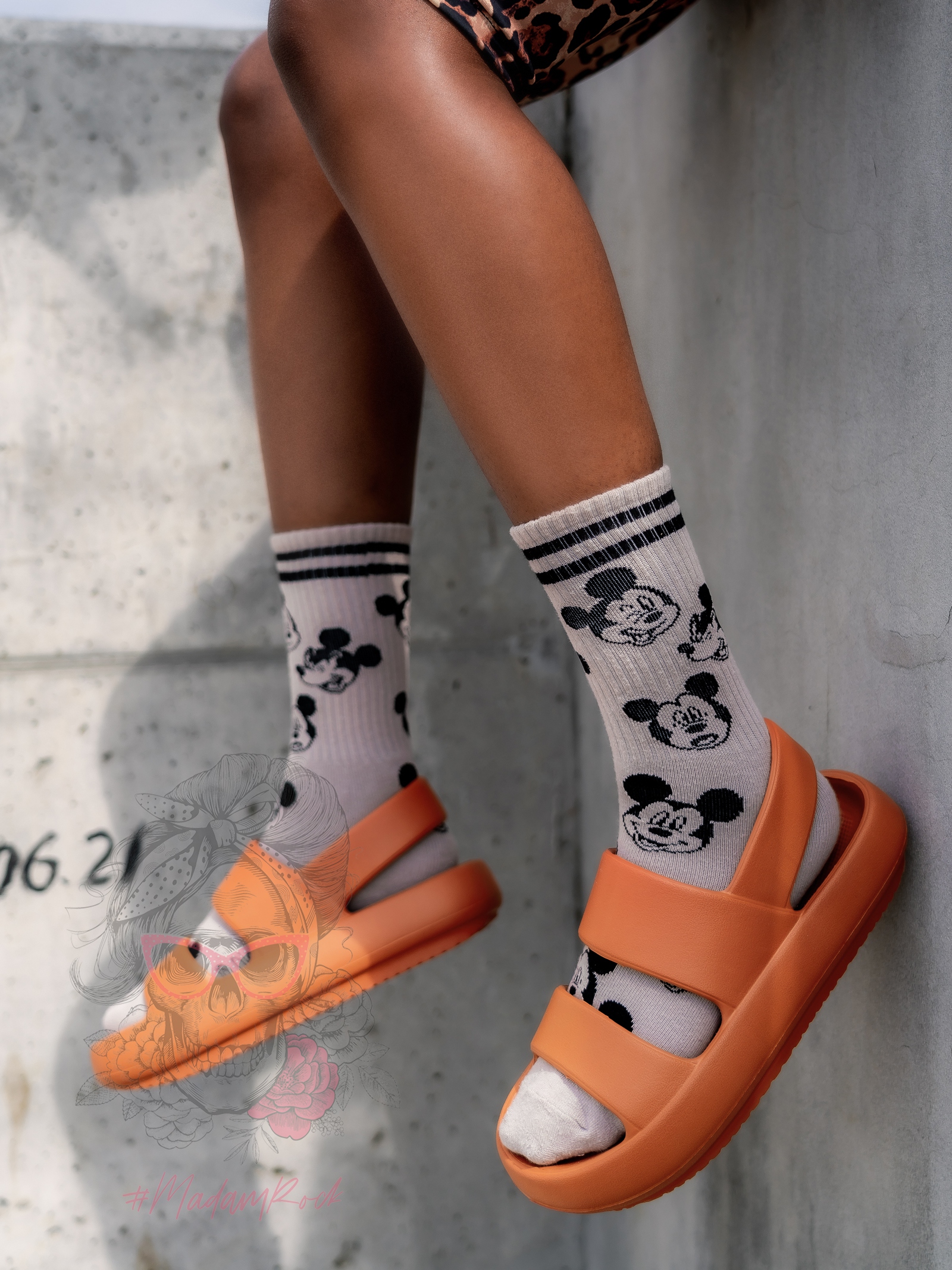 Sandały piankowe Madam Purr pomarańczowe