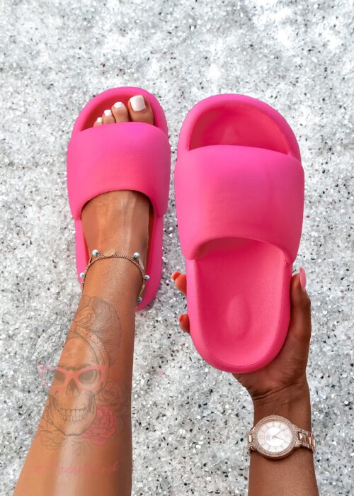 Klapki piankowe Madam Candis fuksja