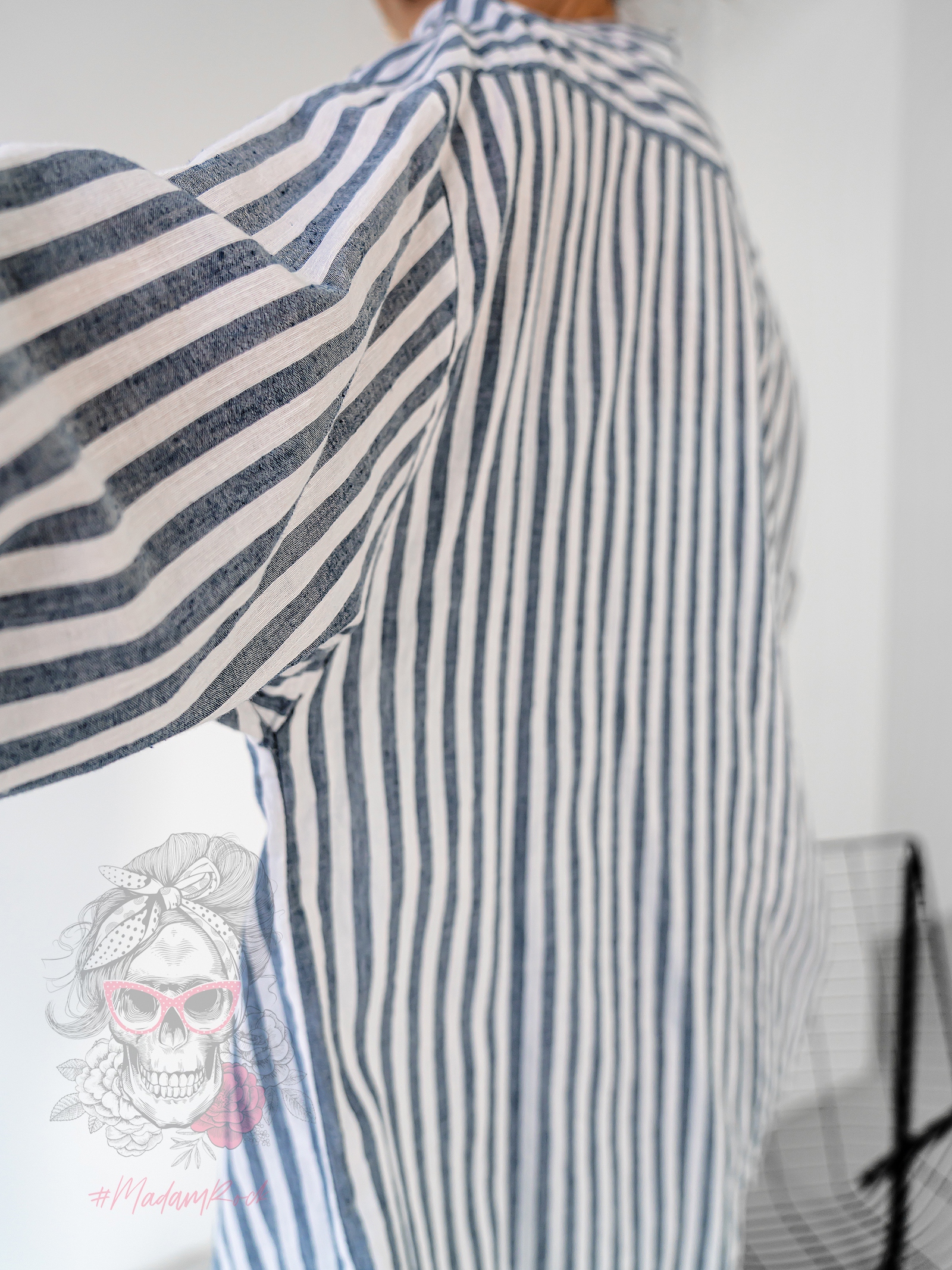 Koszula w paski z rozcięciami Raso granatowa Koszula w paski z rozcięciami Raso granatowa