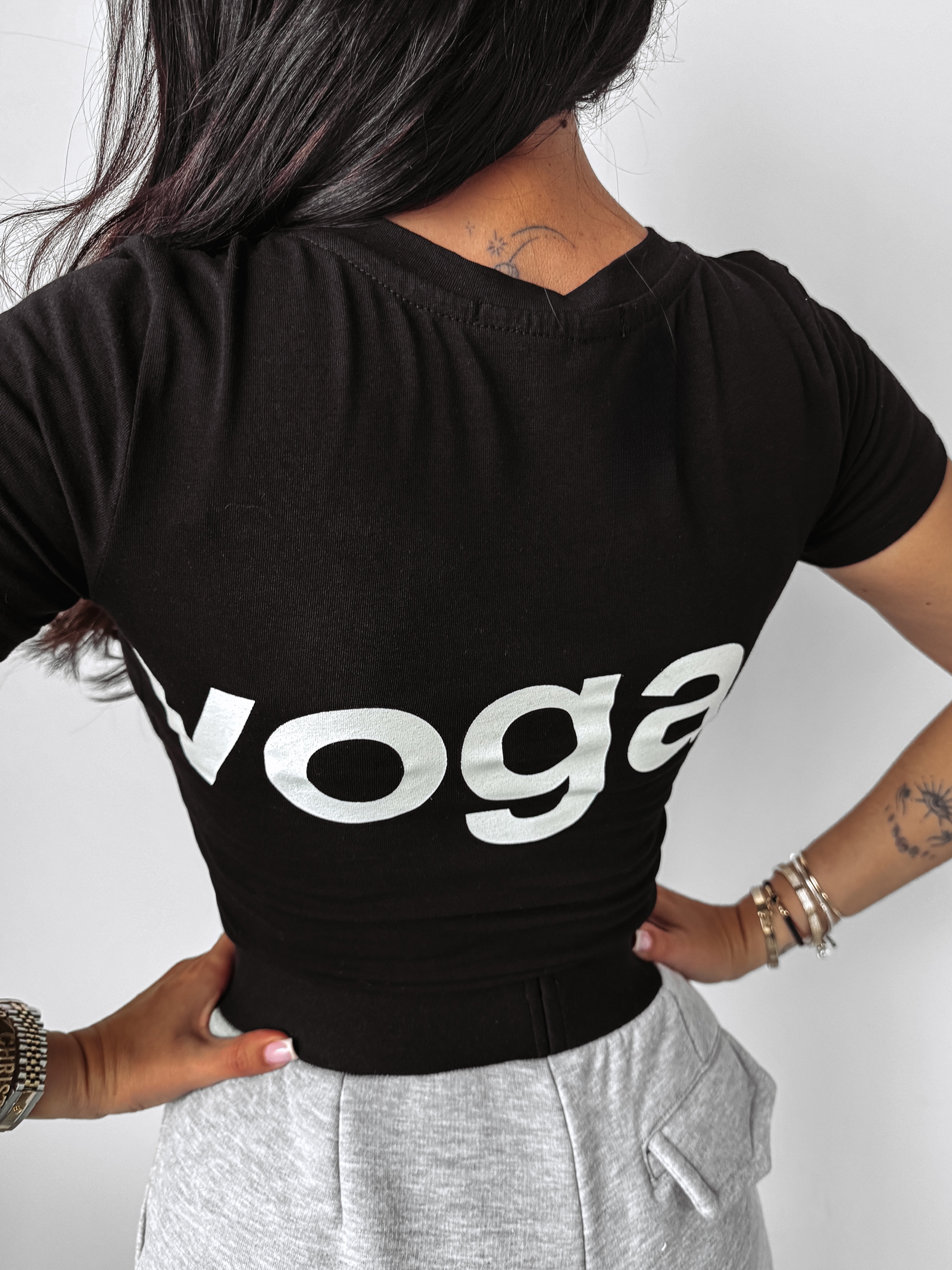 T-shirt dopasowany Estera Ola Voga czarny